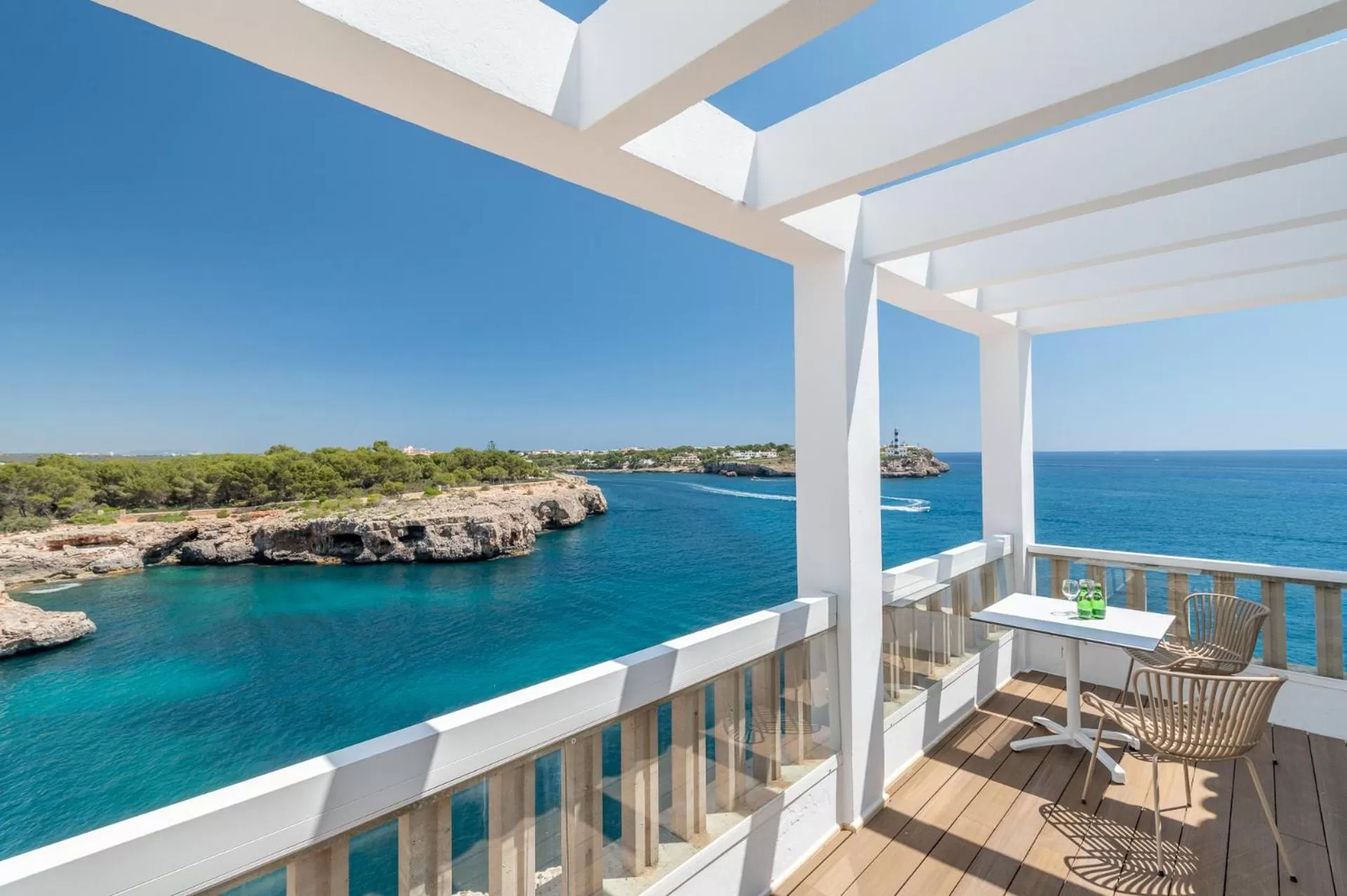 Day in Orange Colom - Seaside Apartments