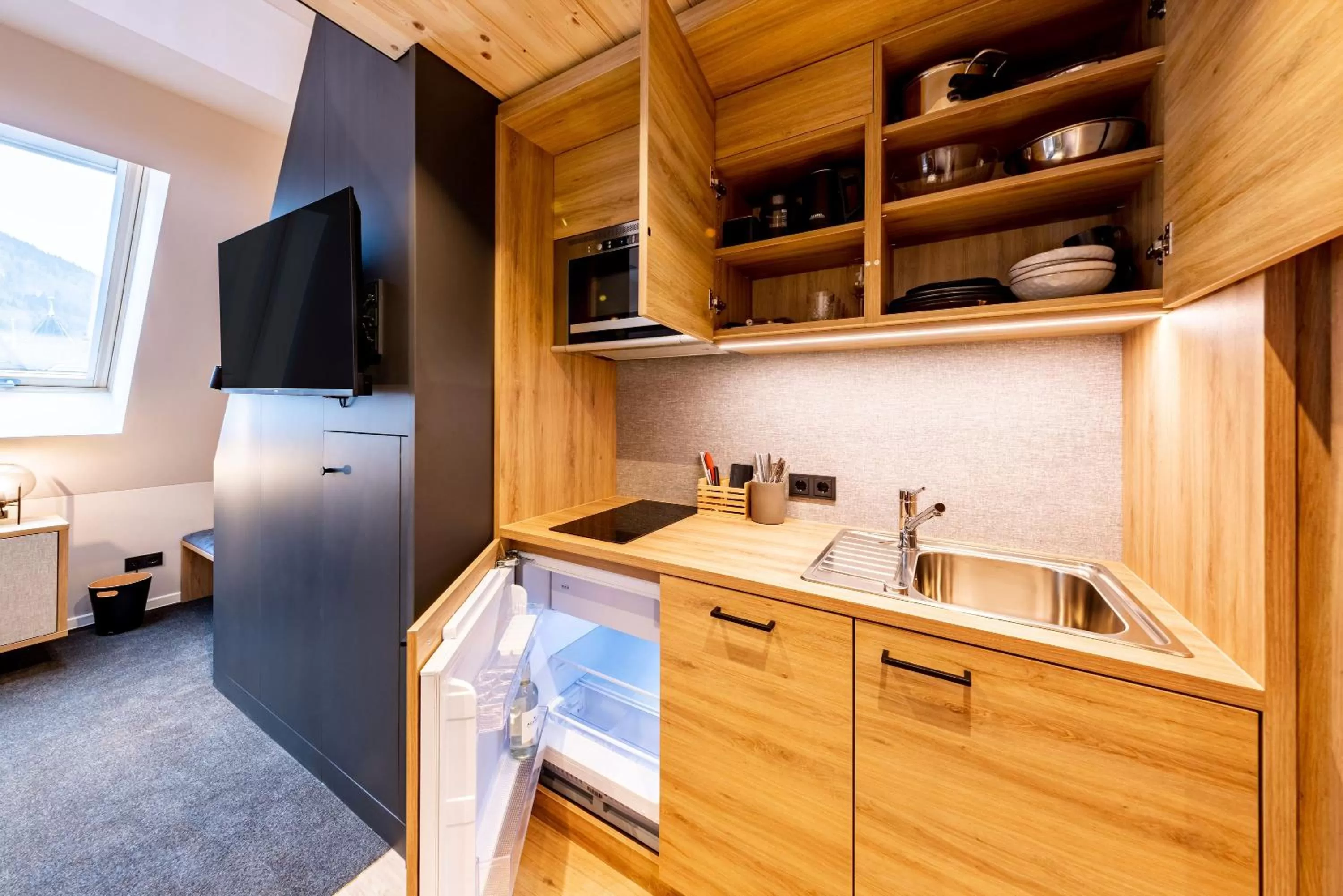 Kitchen or kitchenette in BOLLWERK Lifestyle Hotel, automatisiertes Hotel mit Self Check In