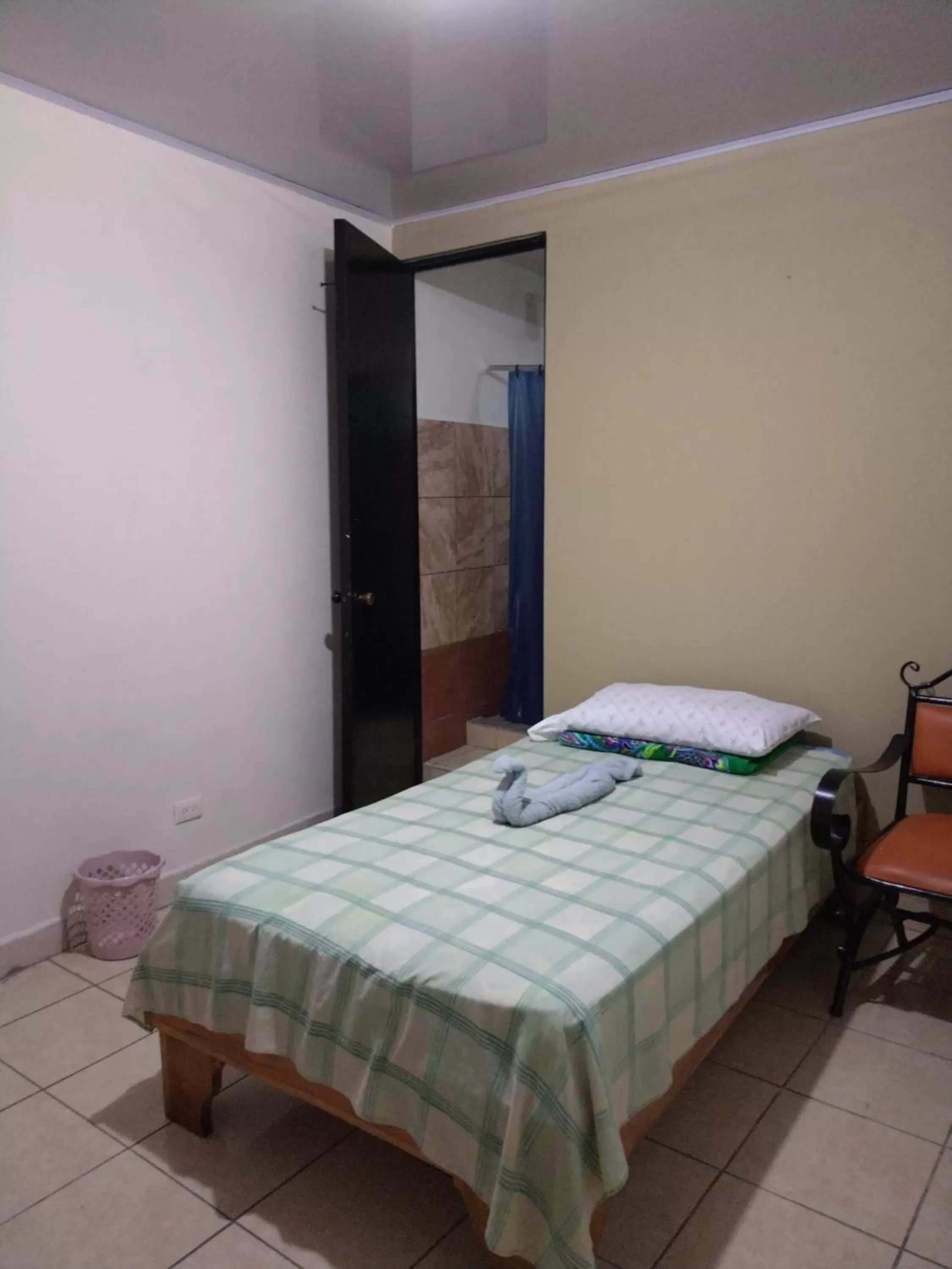 Bed in Hotel Trianon