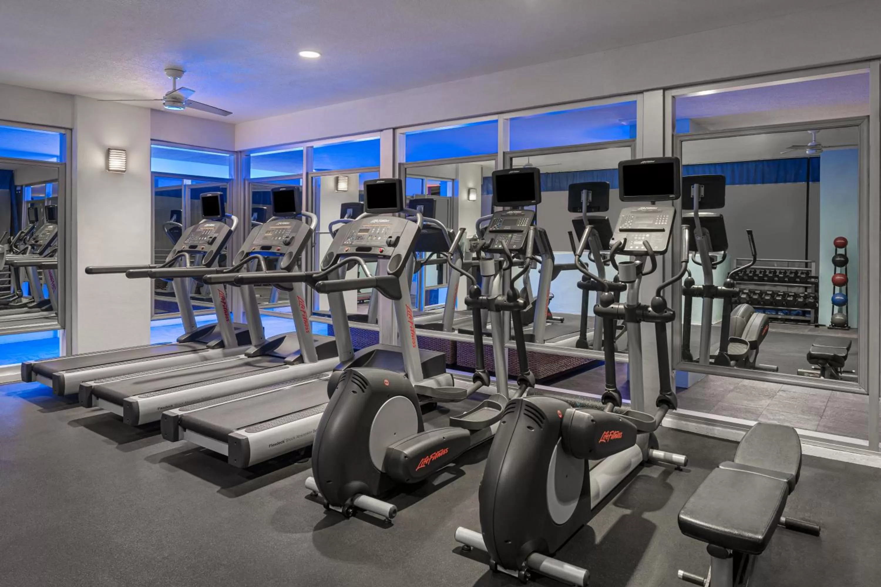 Fitness centre/facilities in Z Ocean Hotel, Classico A Sonesta Collection