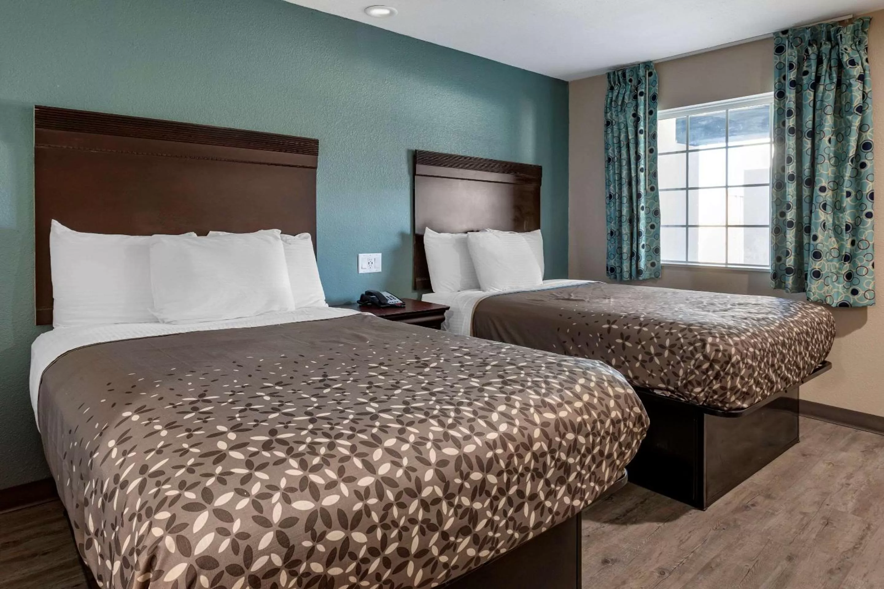 Photo of the whole room, Bed in Rodeway Inn Caldwell