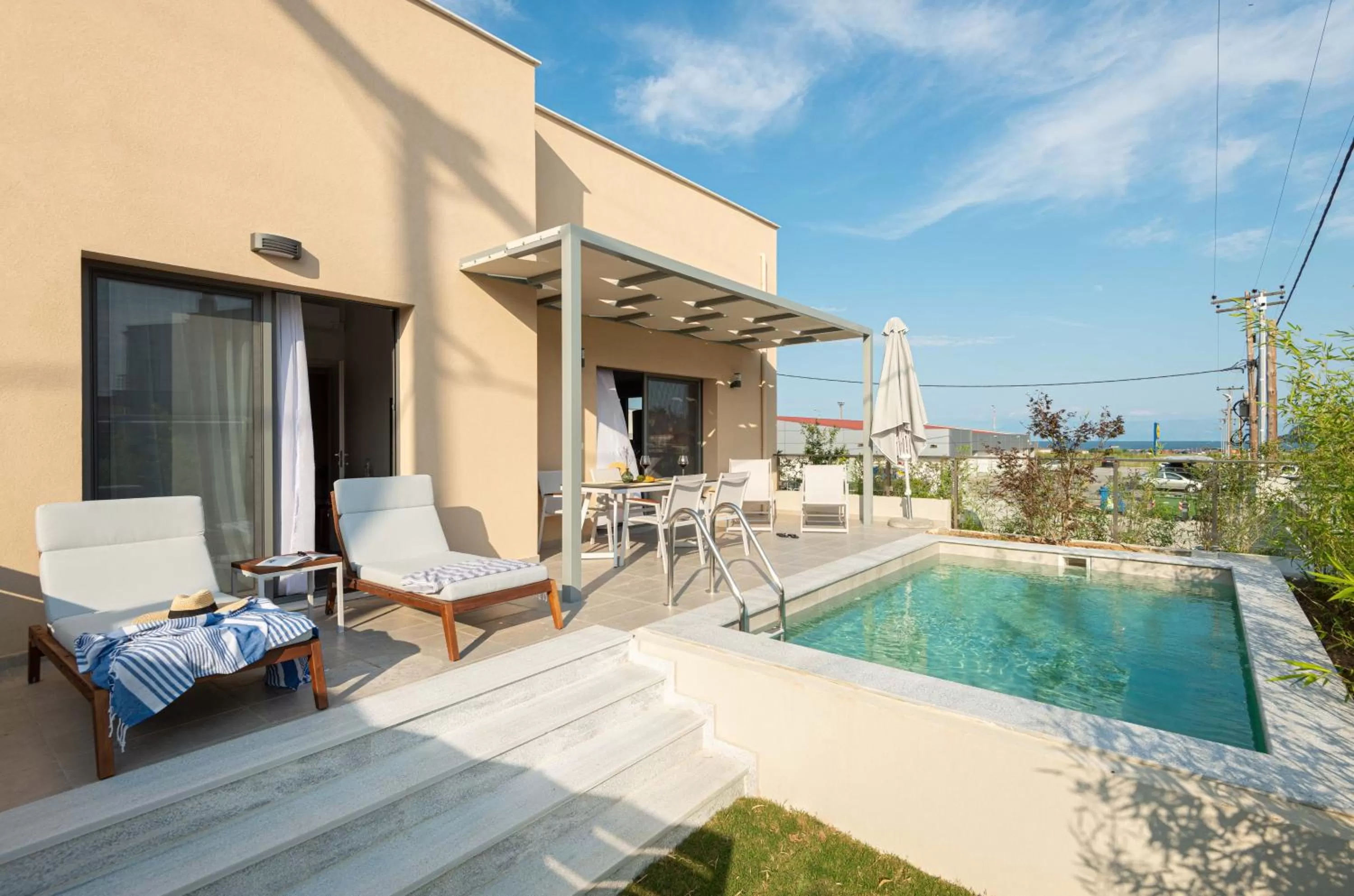 Swimming pool in Yuka Villas Collection