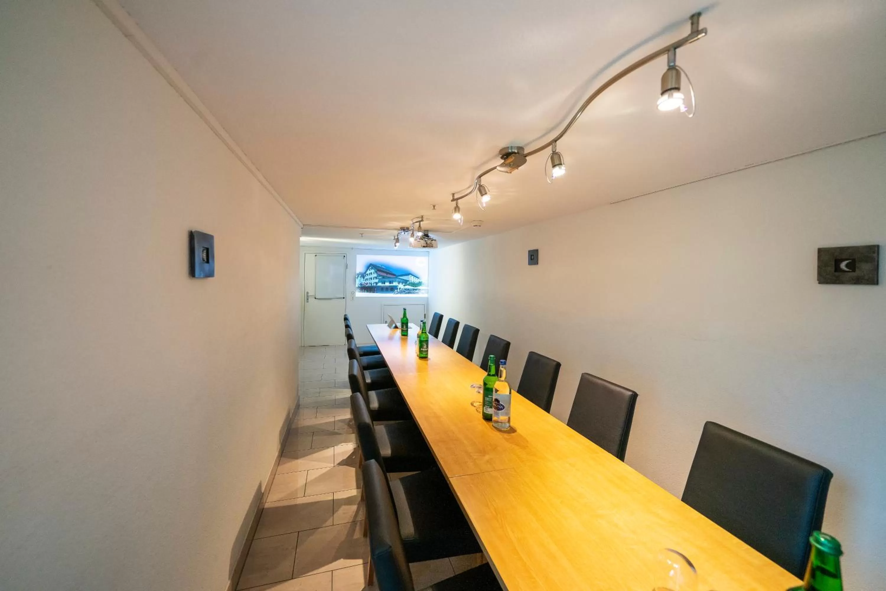 Business facilities in Hotel Post