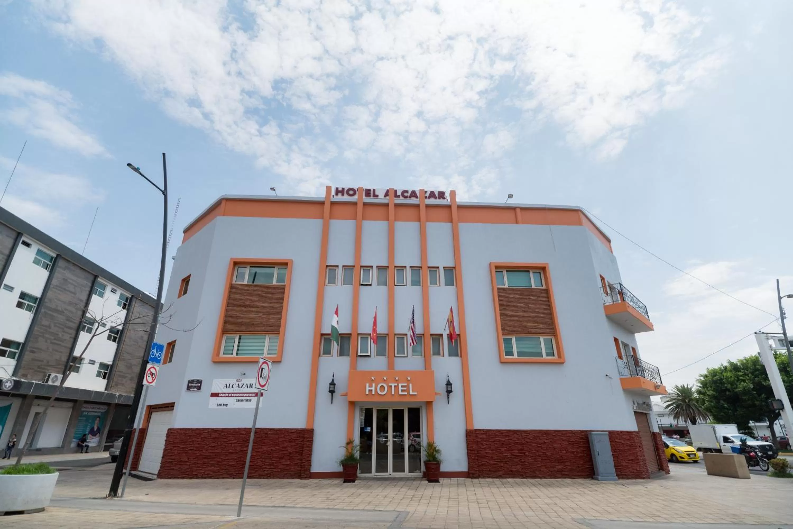 Property building in Hotel Alcazar - Guadalajara Centro Historico