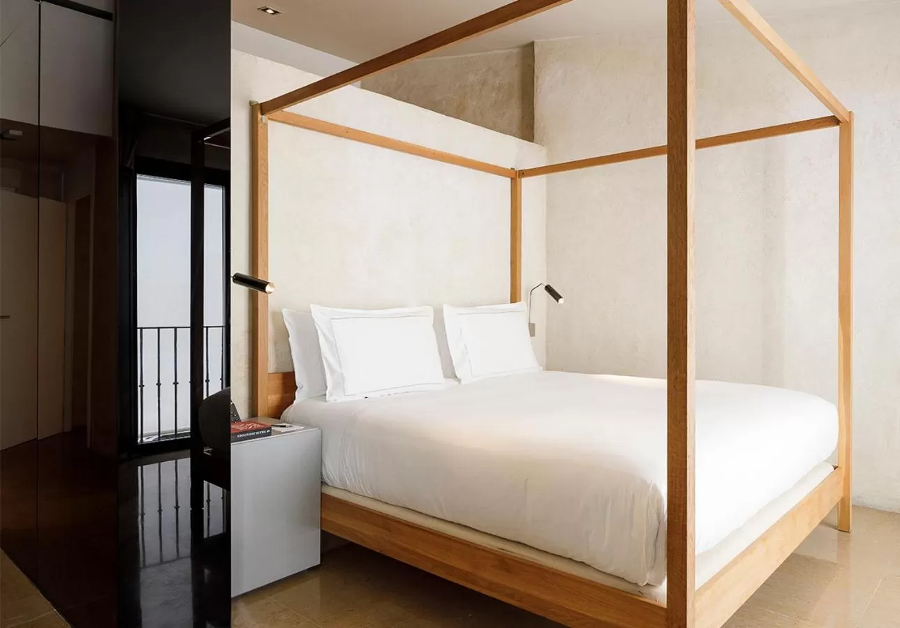 Bed in EME Catedral Mercer Hotel