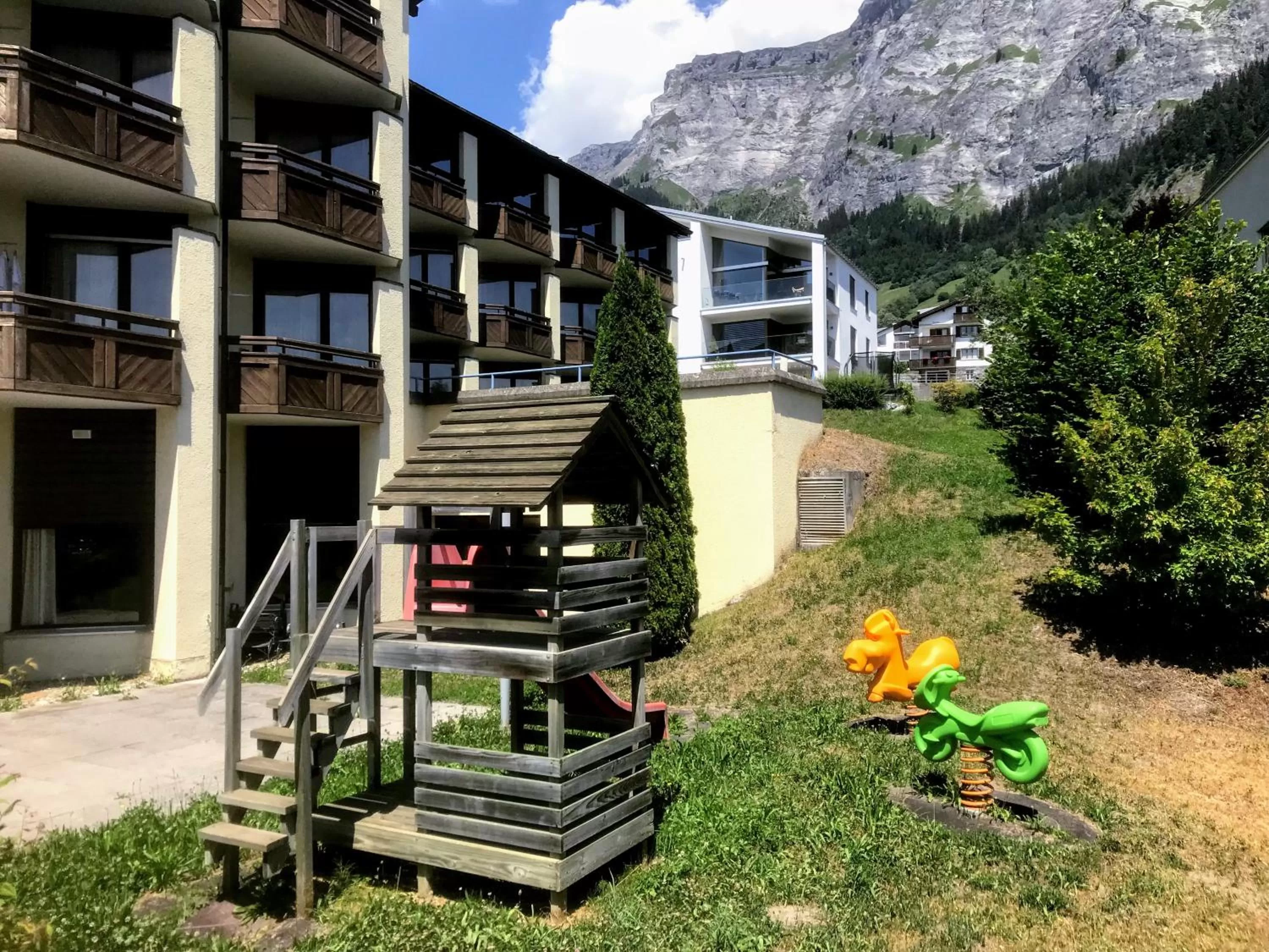 Property building in T3 Alpenhotel Flims