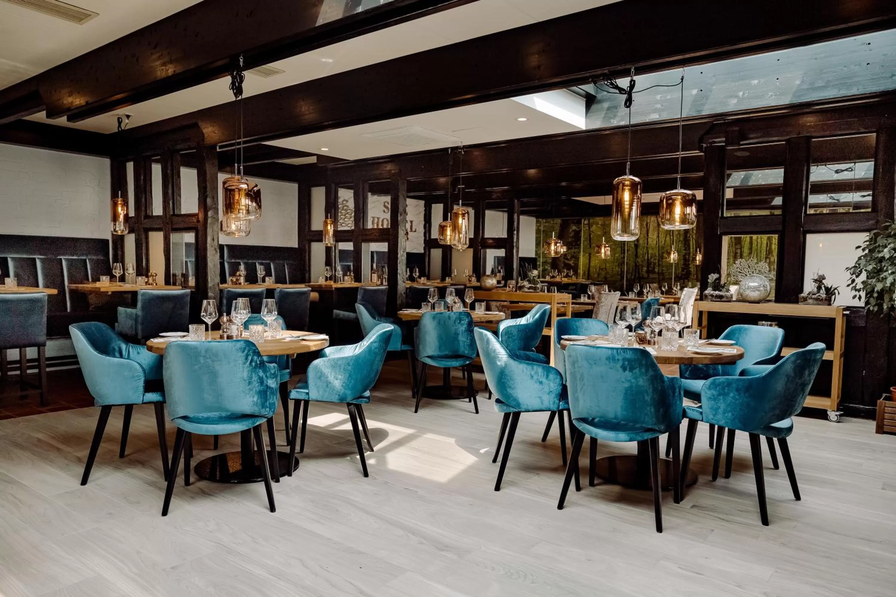 Restaurant/places to eat in Seehotel am Tankumsee