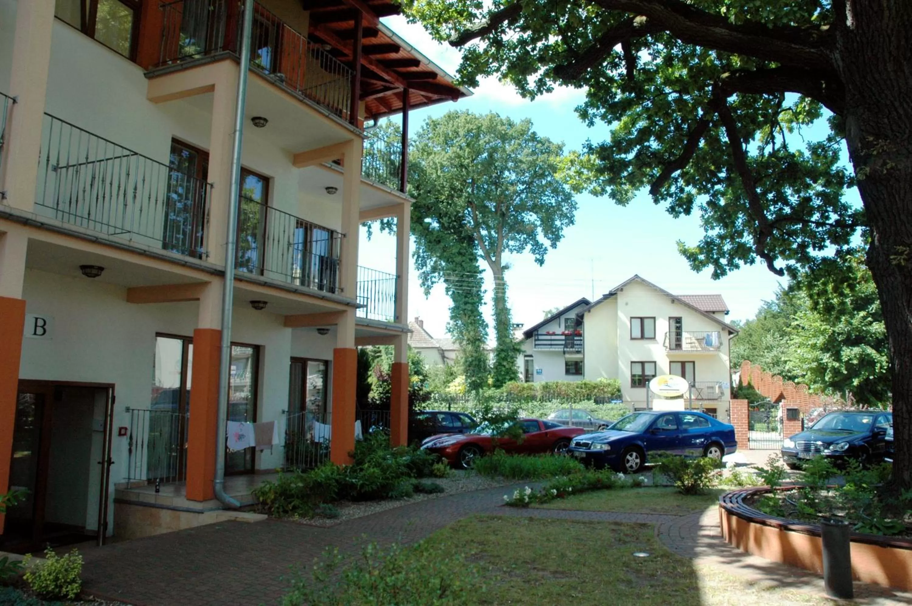 Property building in Rezydencja 5 Dębów