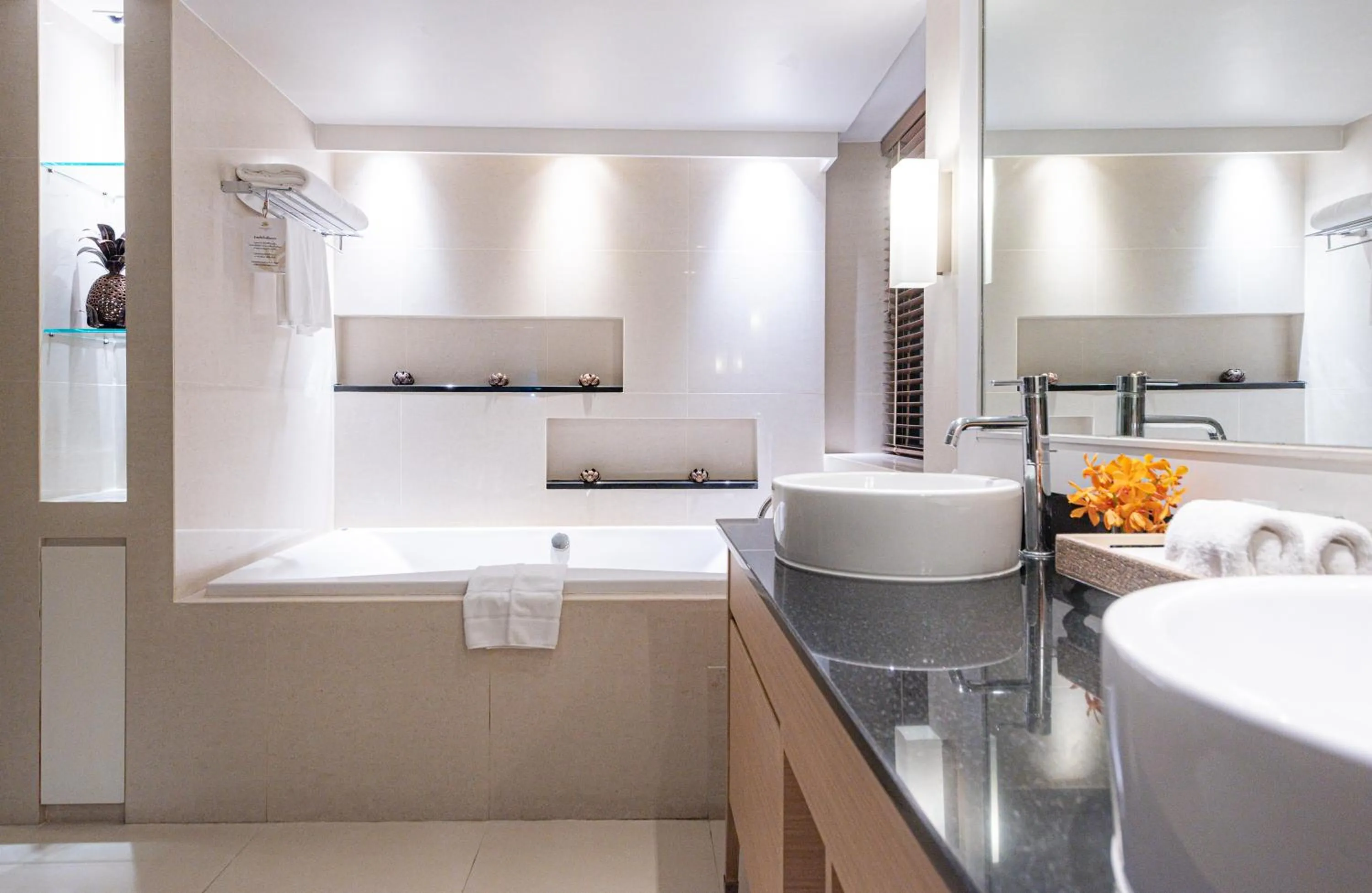 Bathroom in Summit Windmill Golf Suite Hotel at Suvarnabhumi