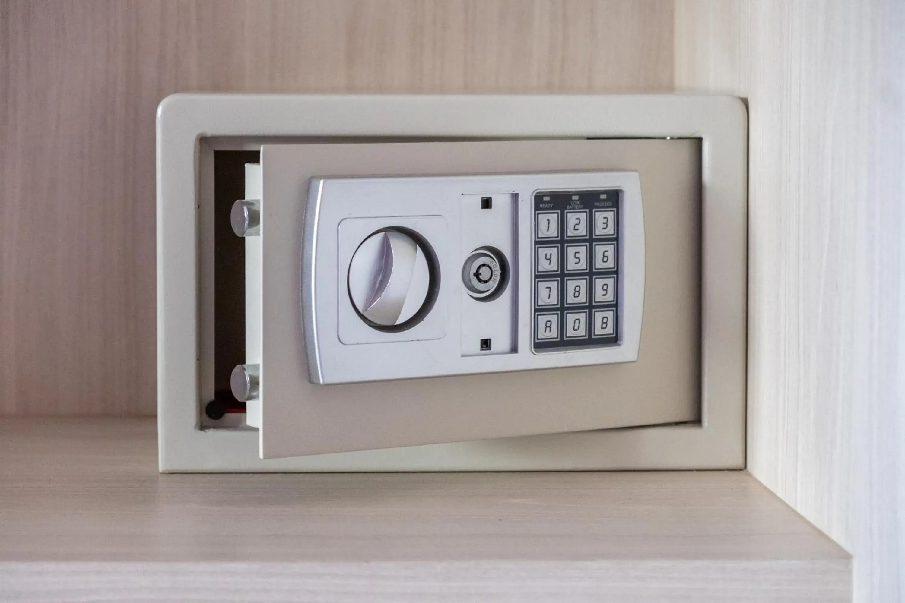 Luxury Bungalow in Pinky Bungalow Resort & Villa - SHA Extra Plus Luxury Bungalow in Pinky Bungalow Resort & Villa - SHA Extra Plus