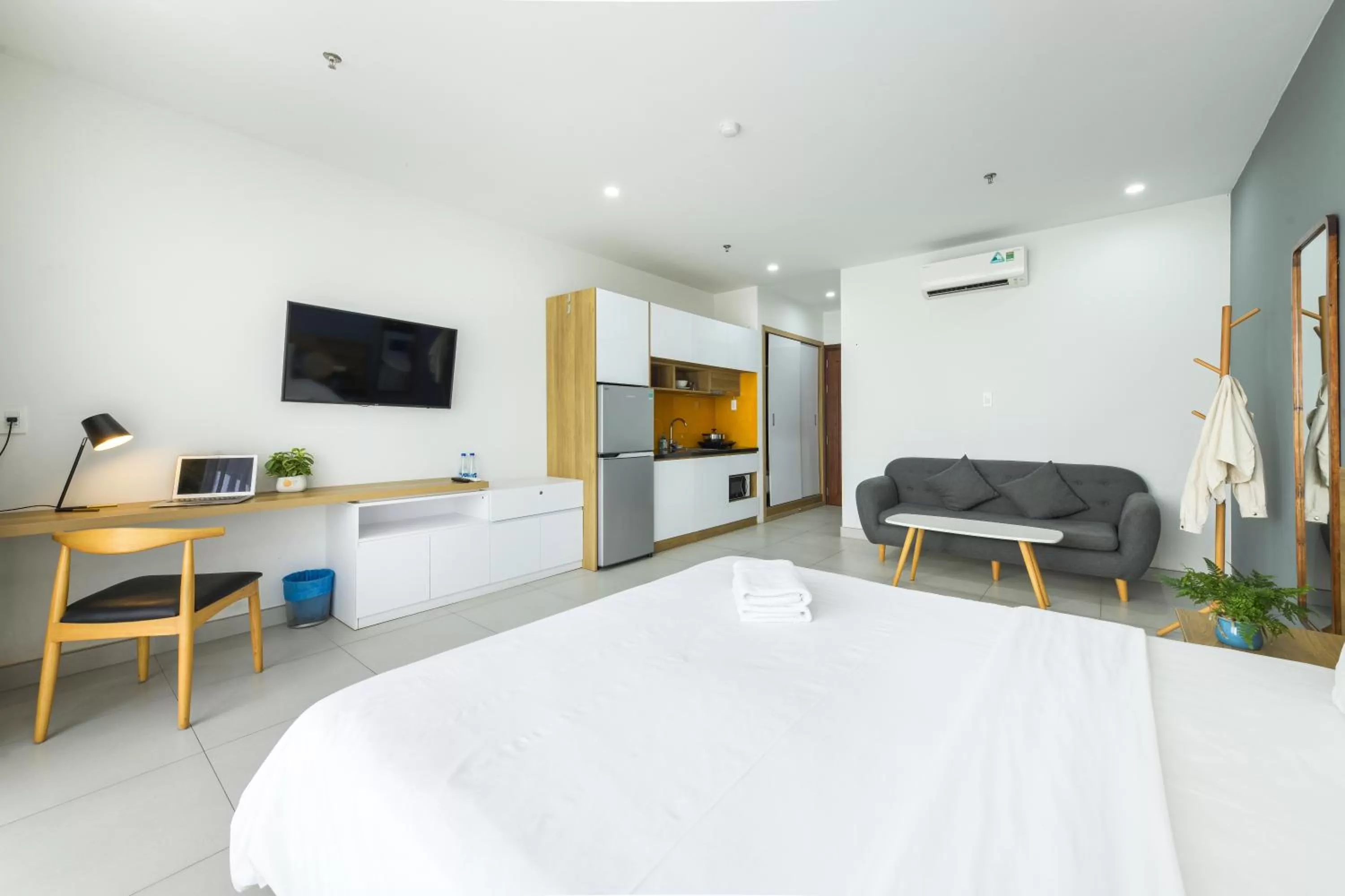 Bed, Seating Area in The Green House - Serviced Apartment