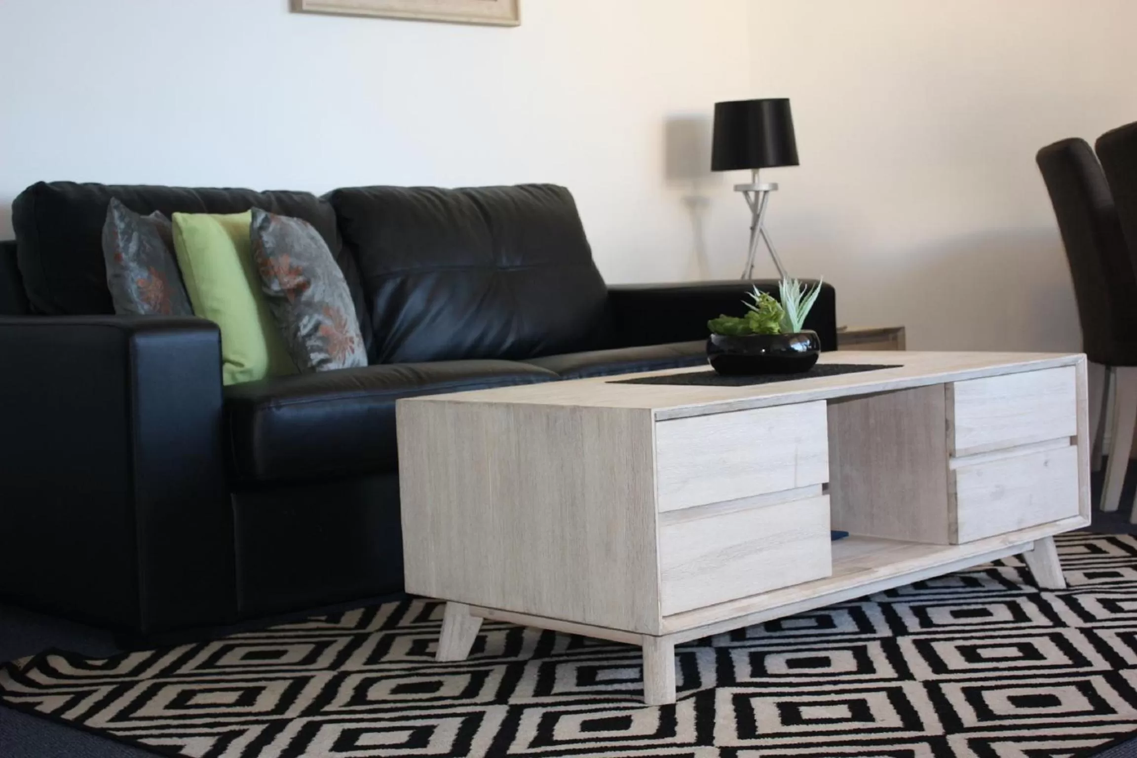 Living room in Royal Pacific Resort