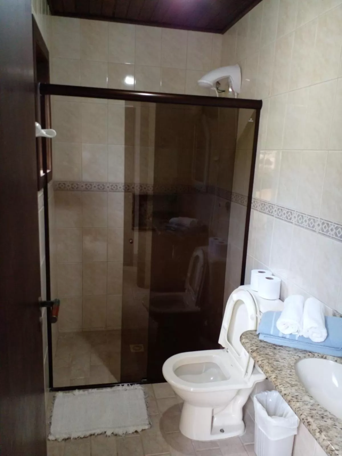 Bathroom in Pousada Bangalôs Da Mole - Florianópolis