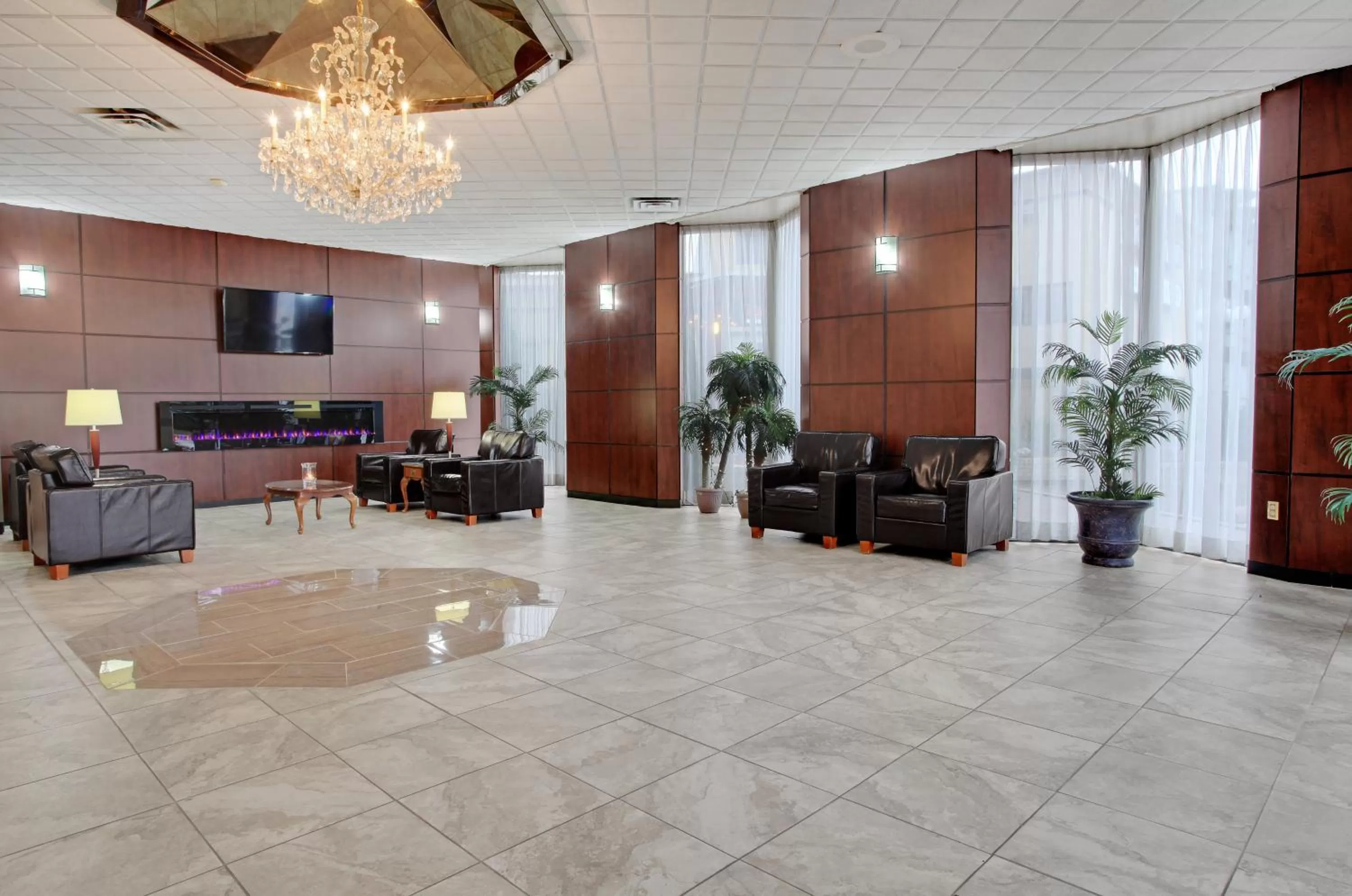 Lobby or reception in Travelodge by Wyndham Lloydminster