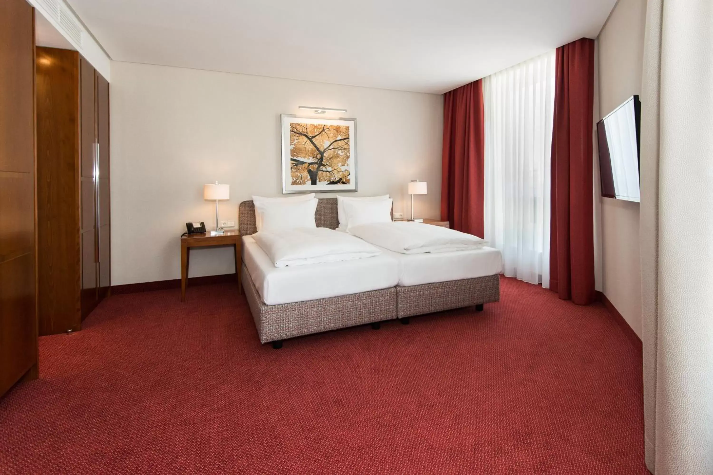 Junior Suite in Best Western Plus Hotel St. Raphael Junior Suite in Best Western Plus Hotel St. Raphael