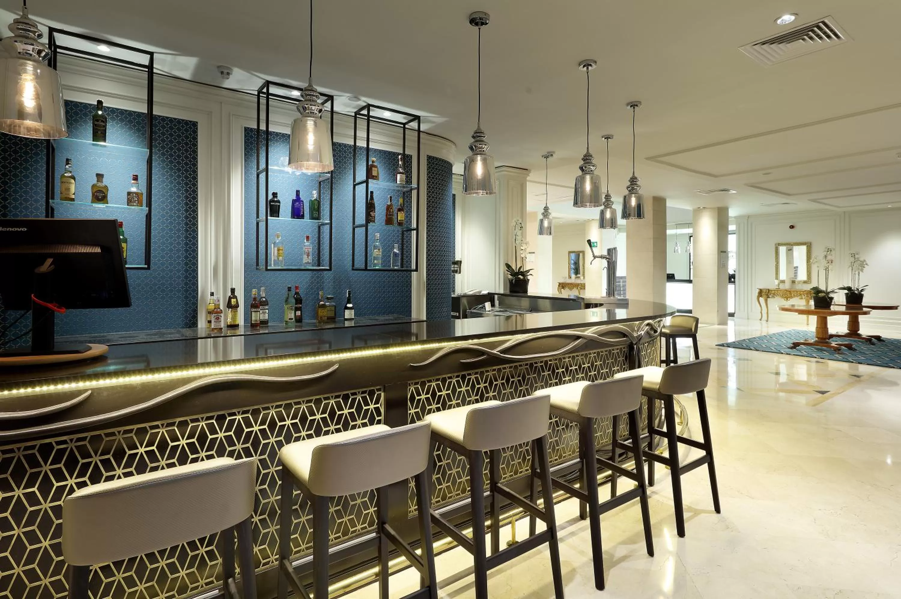 Lounge or bar in Eurostars Casa de la Lírica