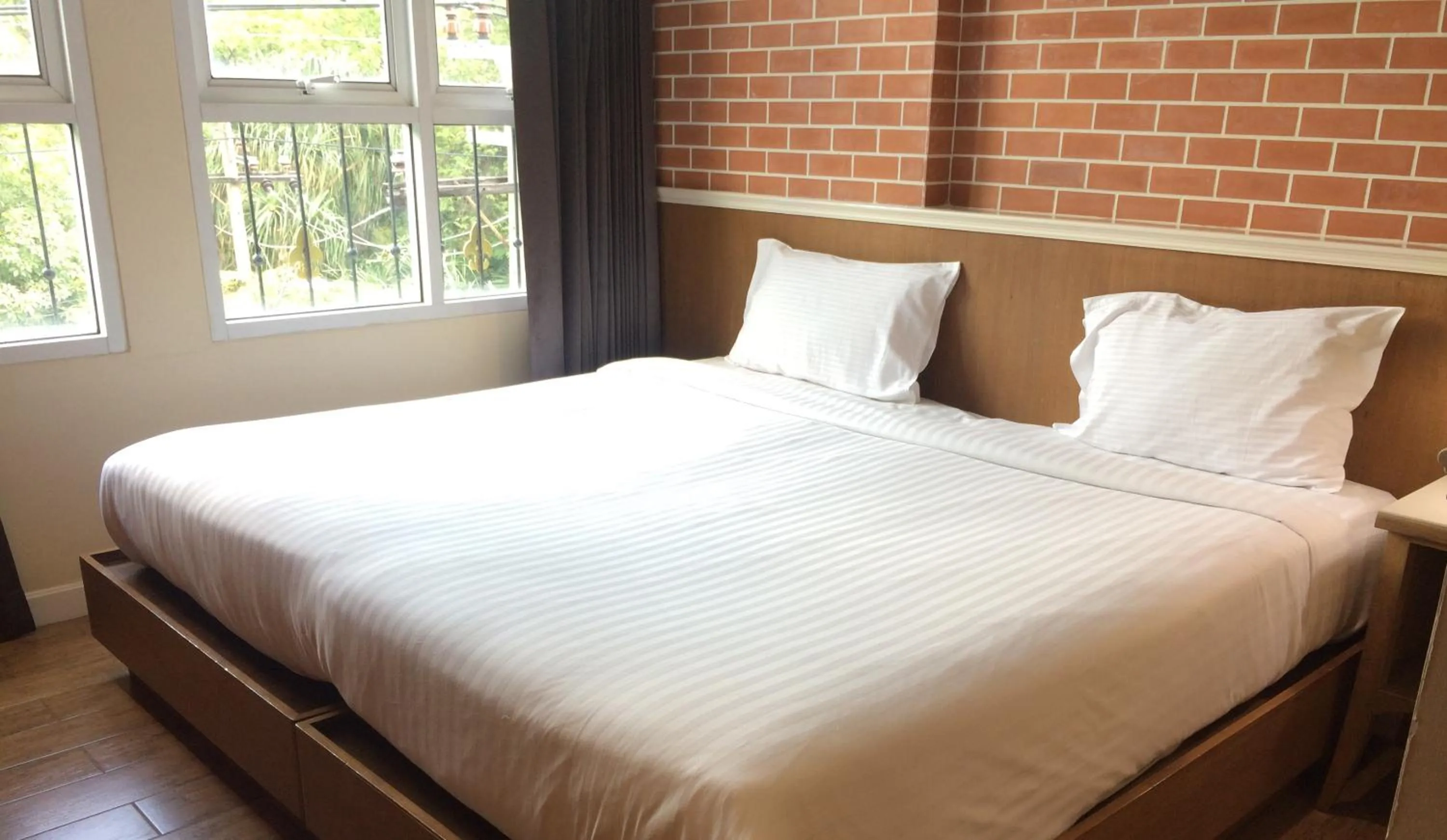 Bed in Bourbon St. Boutique Hotel