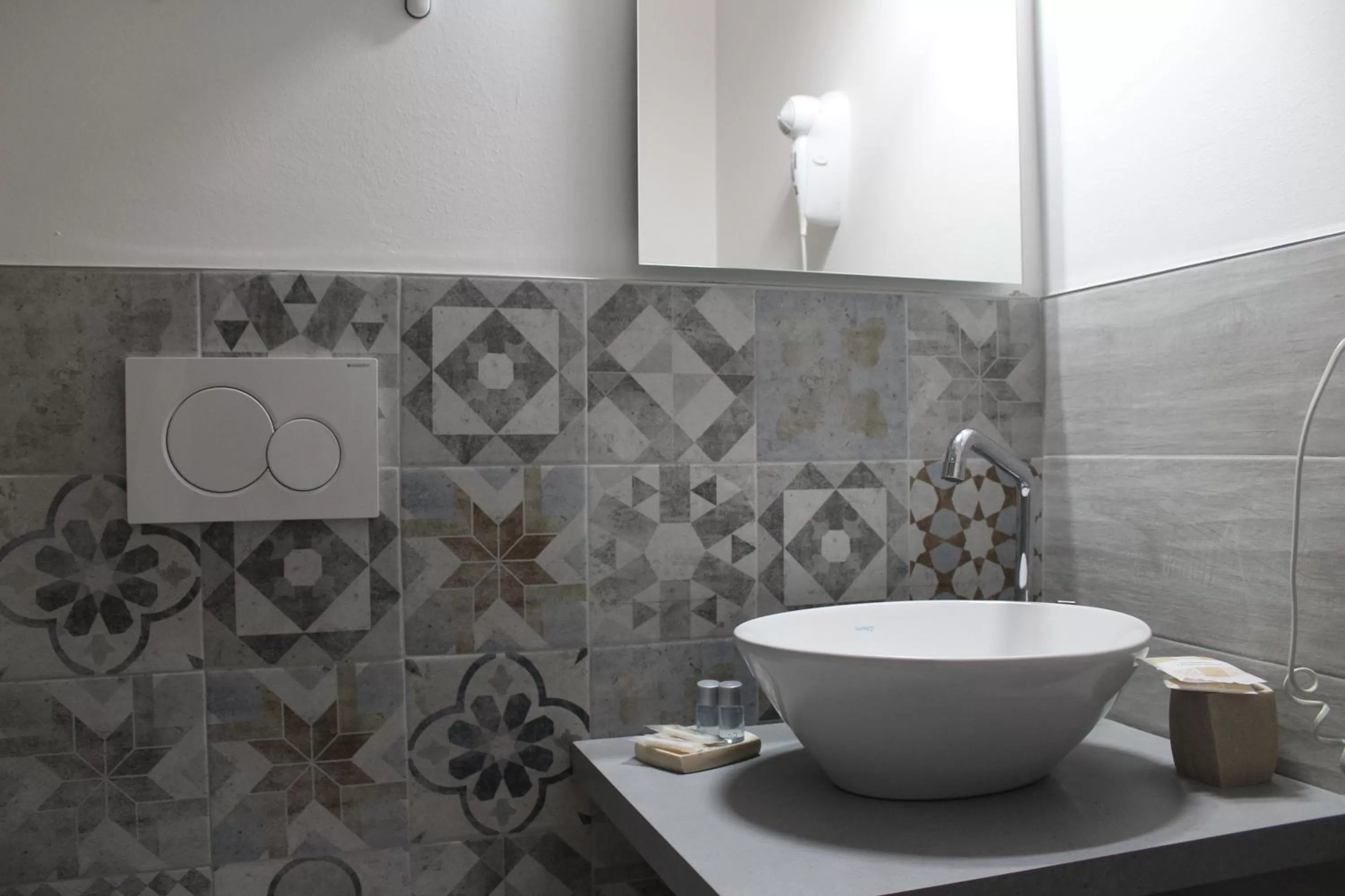 Bathroom in Cicerone Guest House