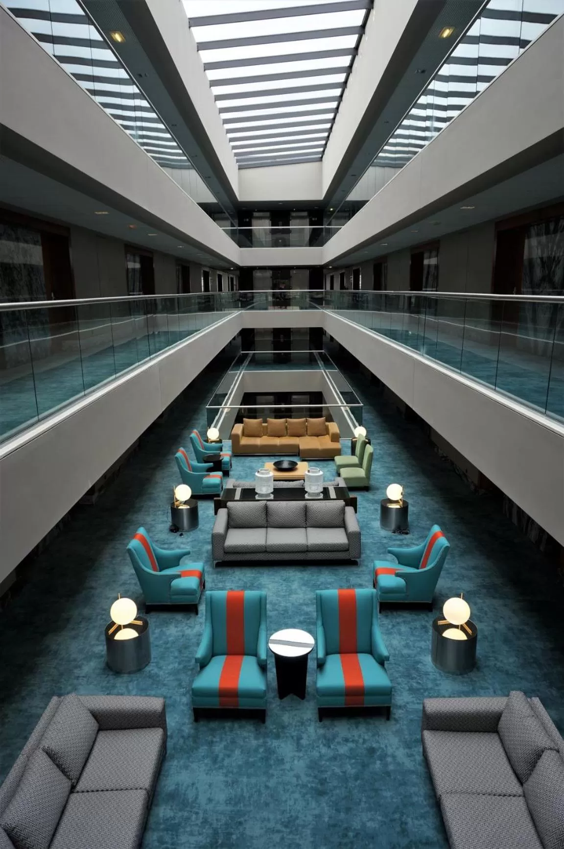 Lobby or reception in Azoris Royal Garden – Leisure & Conference Hotel