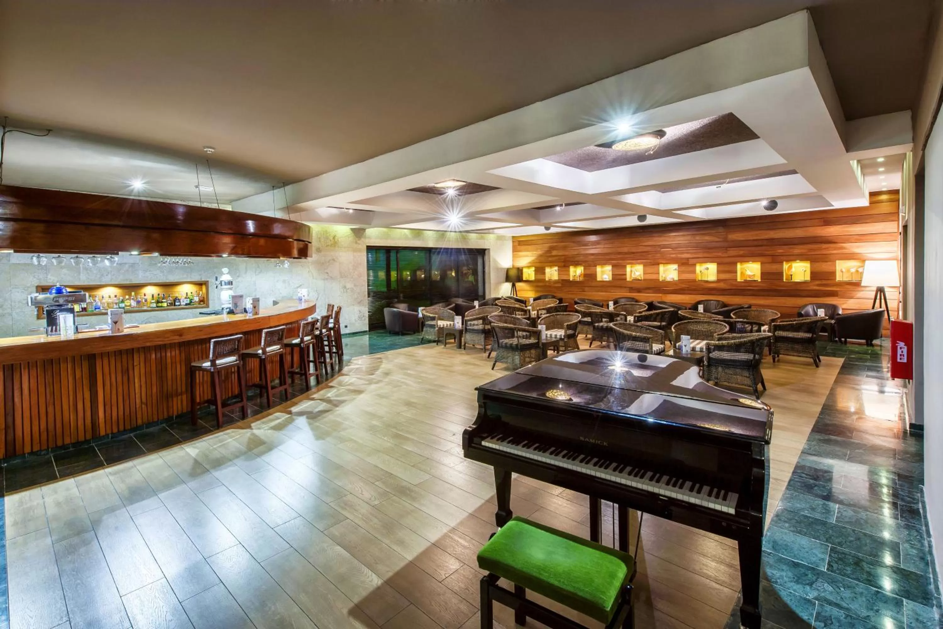 Lounge or bar in Catalonia Royal Bavaro - All Inclusive - Adults Only