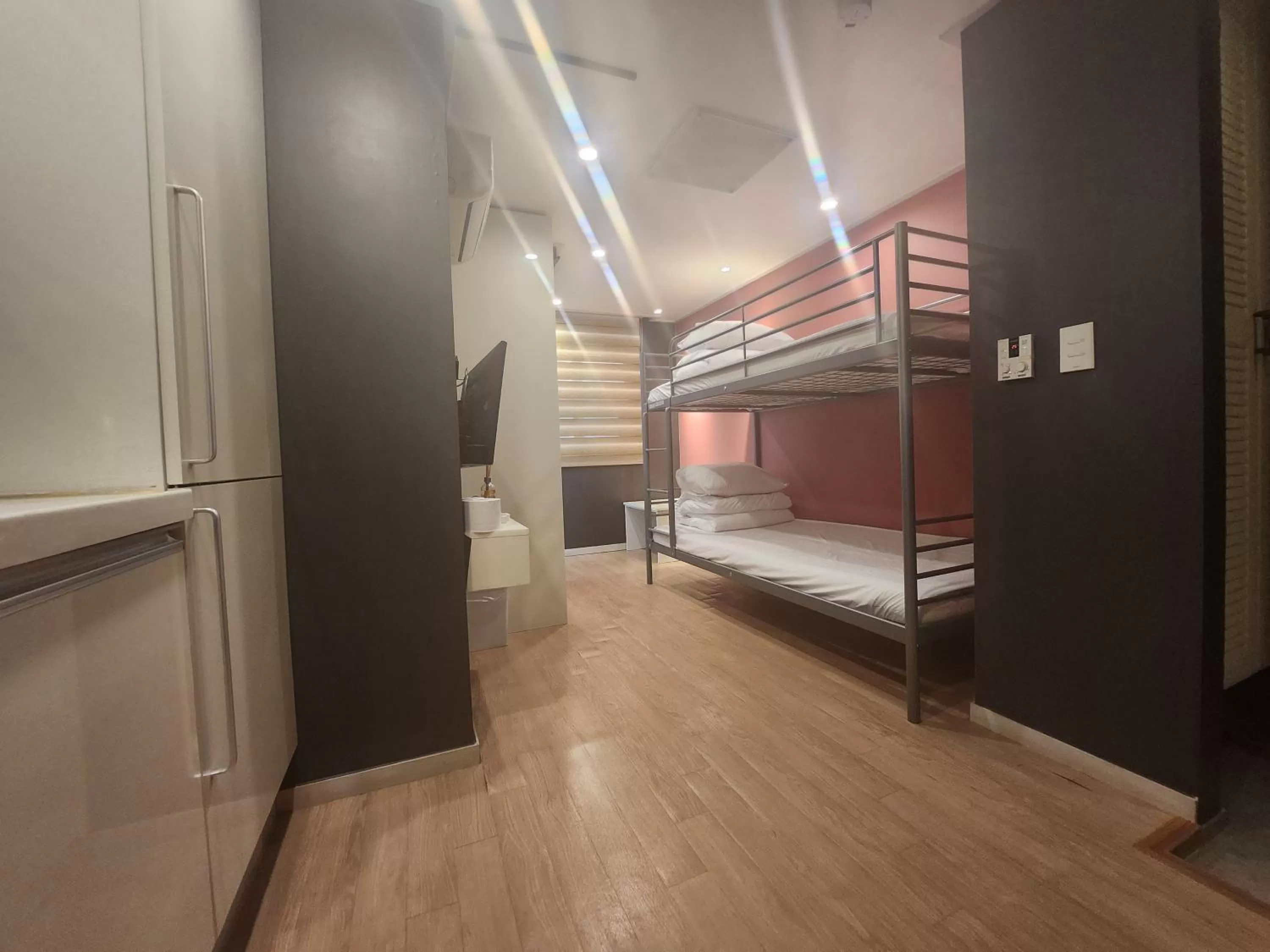 Bed, Bunk Bed in Olive hostel R(Residence)