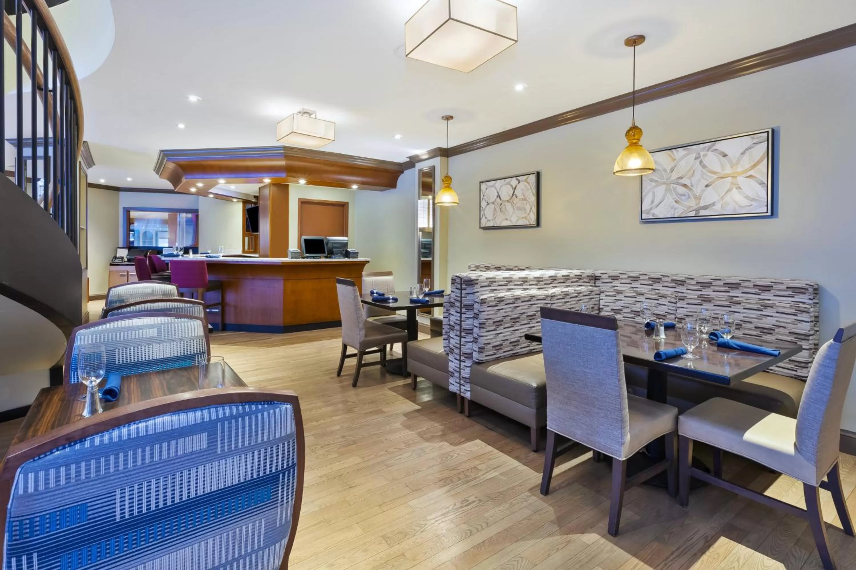 Restaurant/places to eat in Crowne Plaza Syracuse by IHG