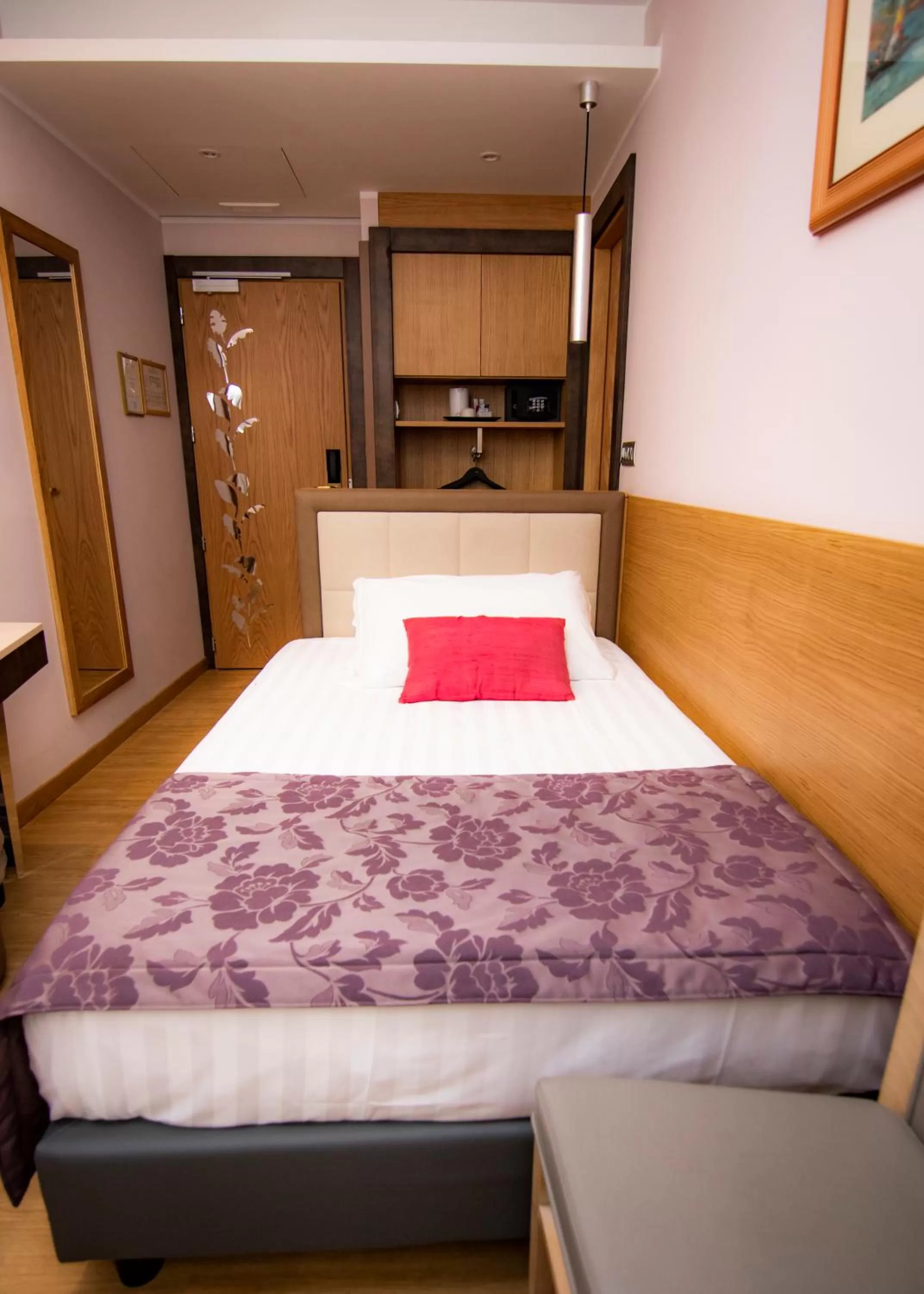 Photo of the whole room, Bed in Vibe Nazionale