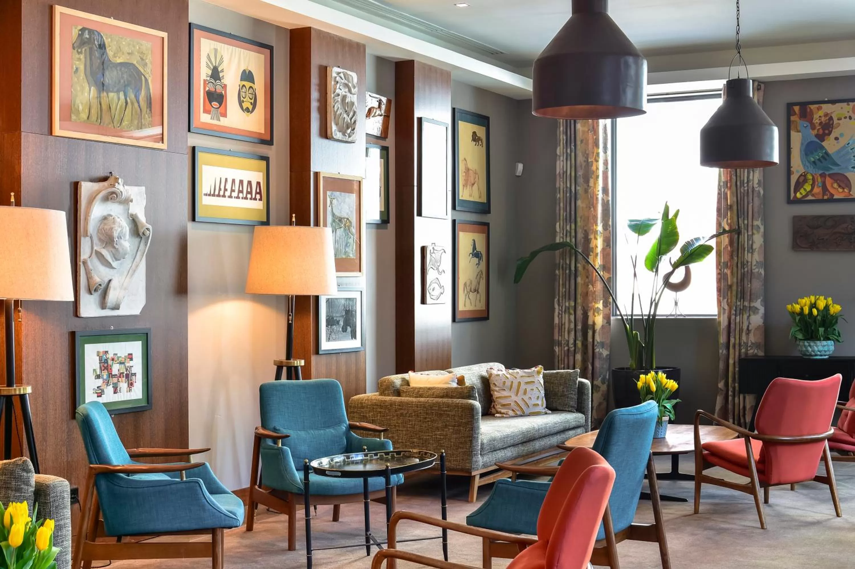 Lounge or bar in The Editory Artist Baixa Porto Hotel