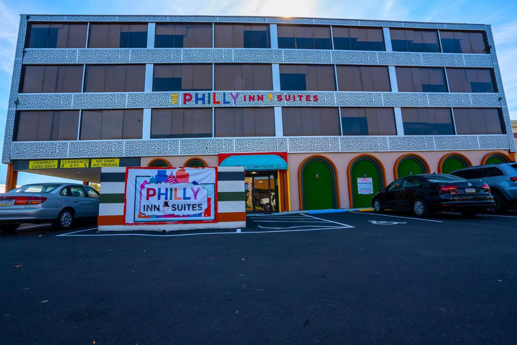 Property building in Philly Inn & Suites