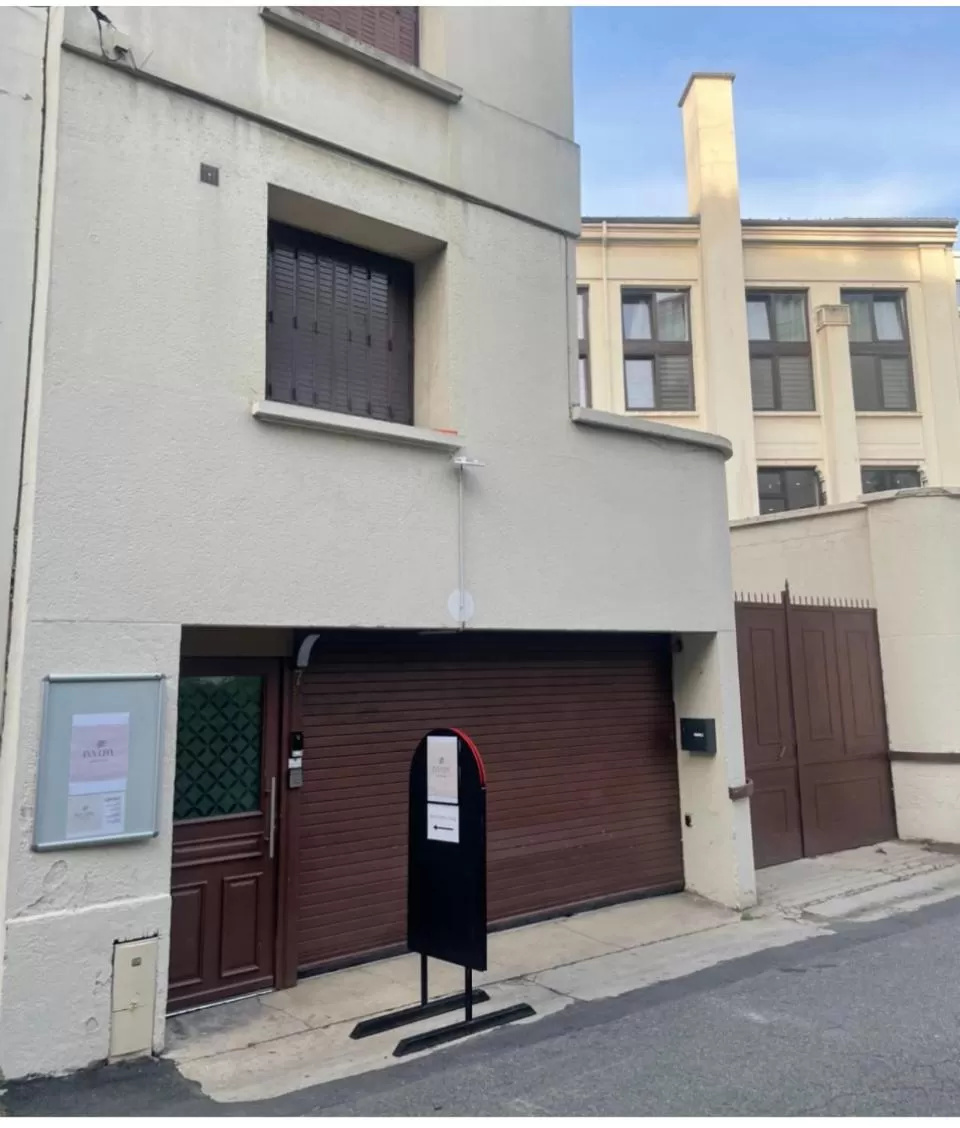 Property building in "Silk & Suites" City Center