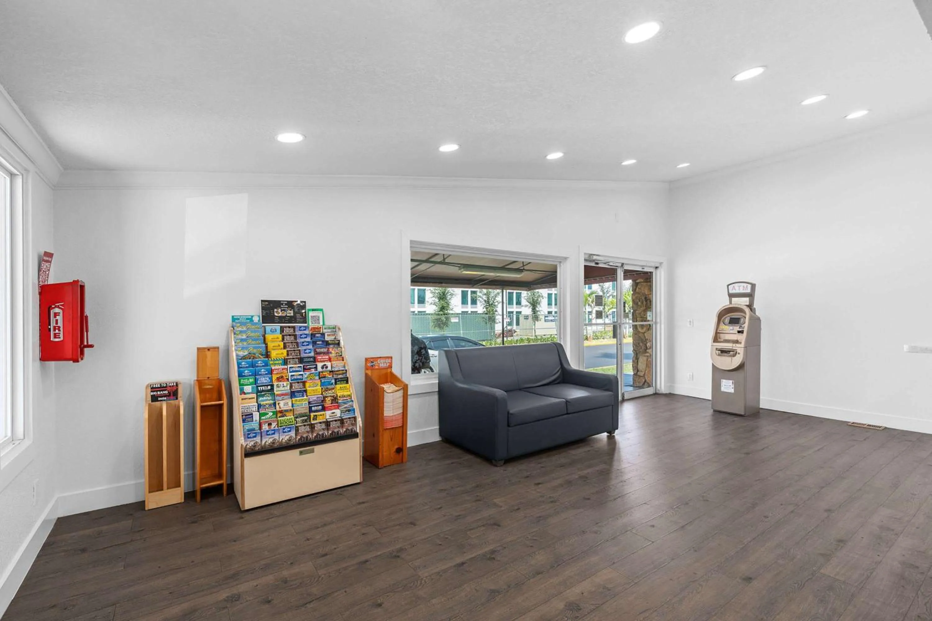 Lobby or reception in Super 8 by Wyndham Kissimmee-Orlando