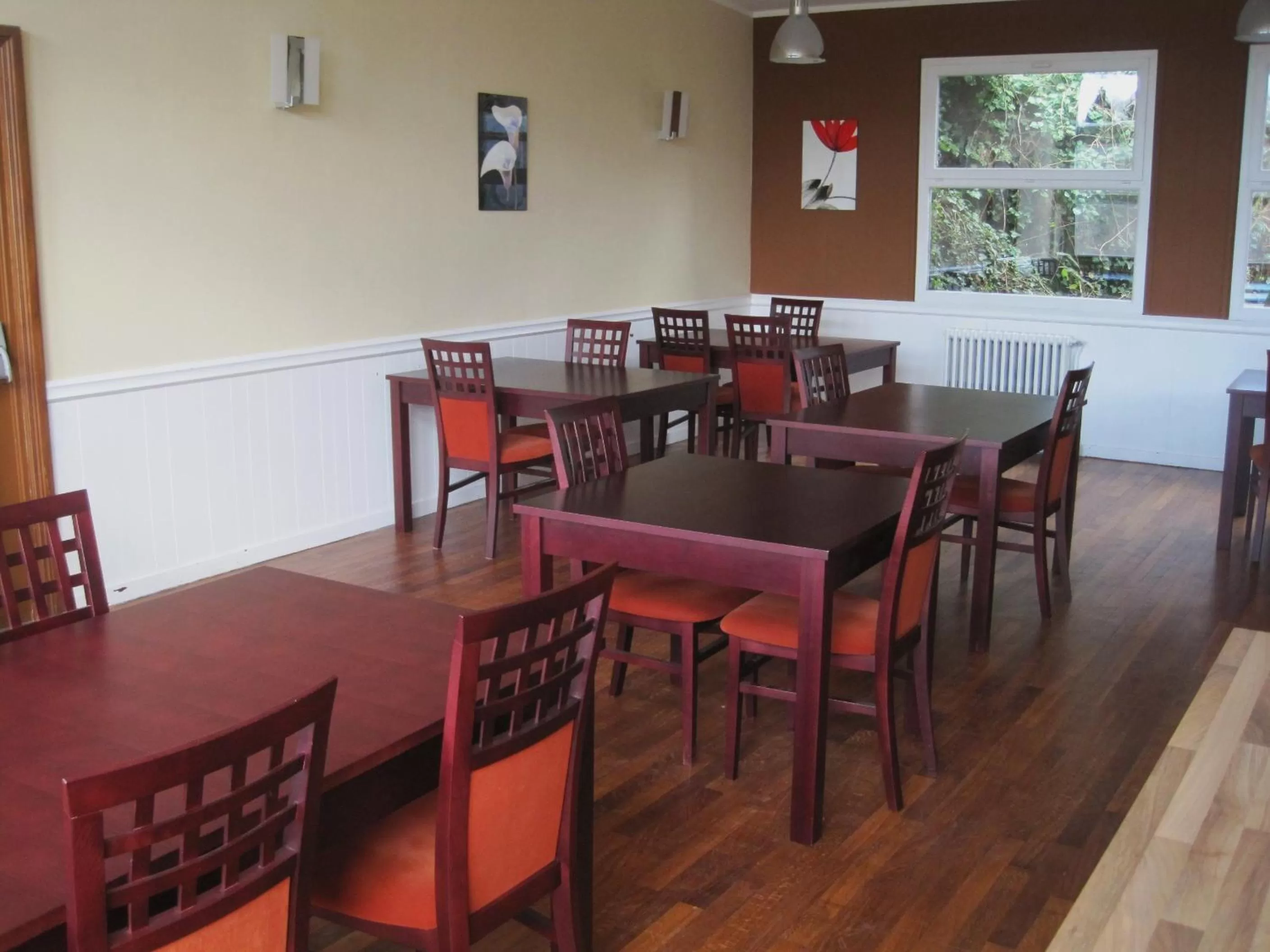 Restaurant/places to eat in Hotel Restaurant Rive Gauche