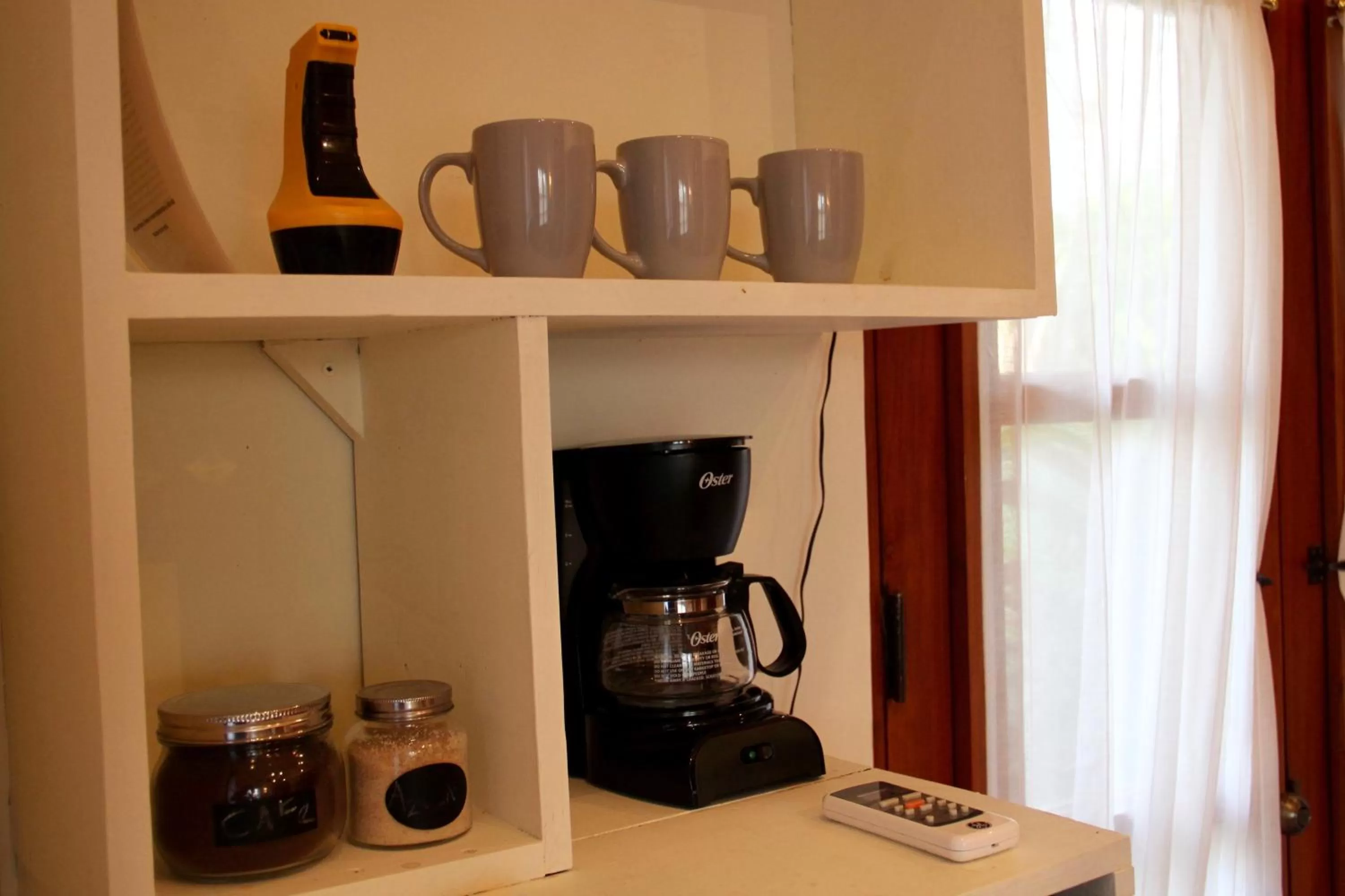 Coffee/Tea Facilities in Cabañas La Casa de Pucha