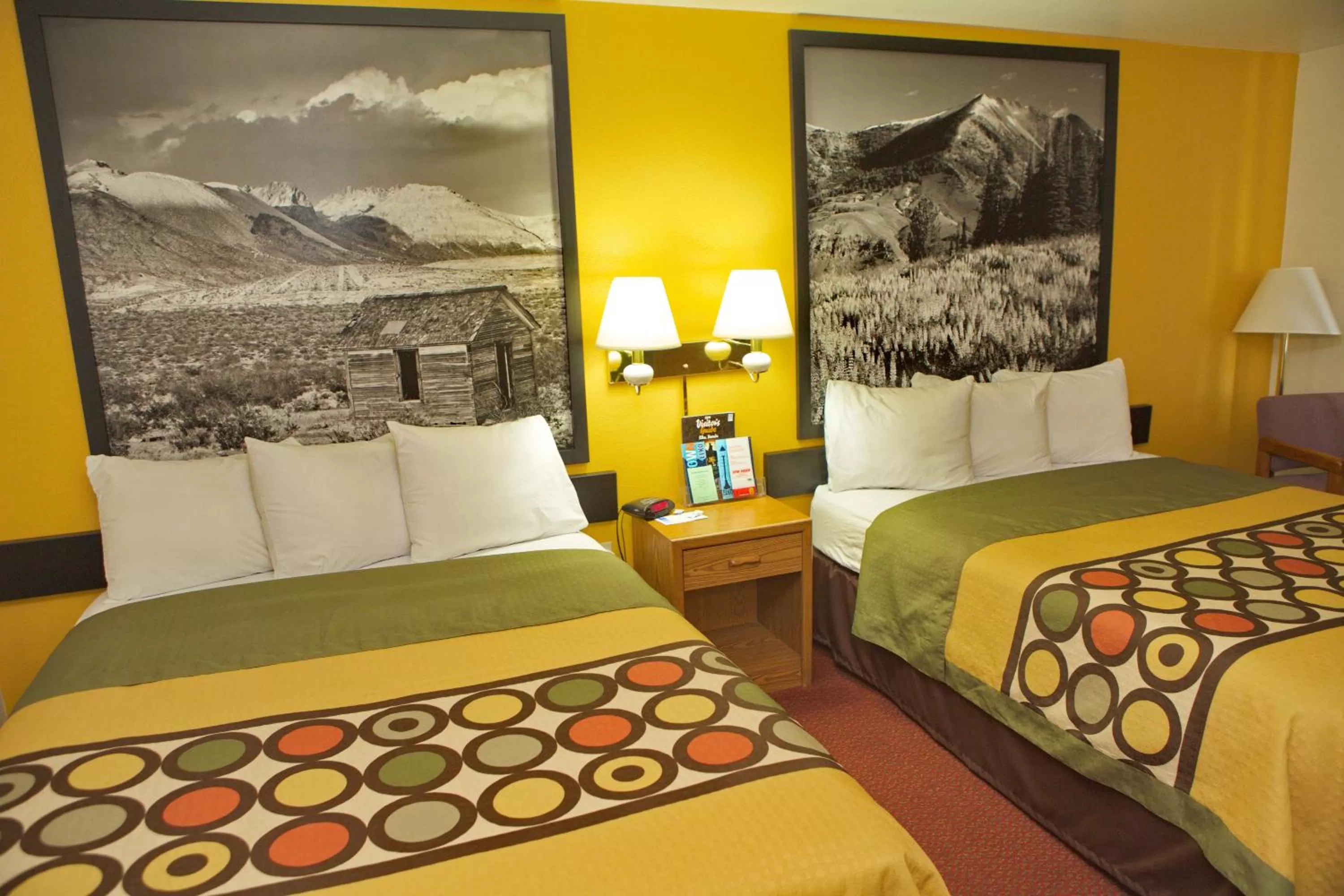 Decorative detail, Bed in Super 8 by Wyndham Elko