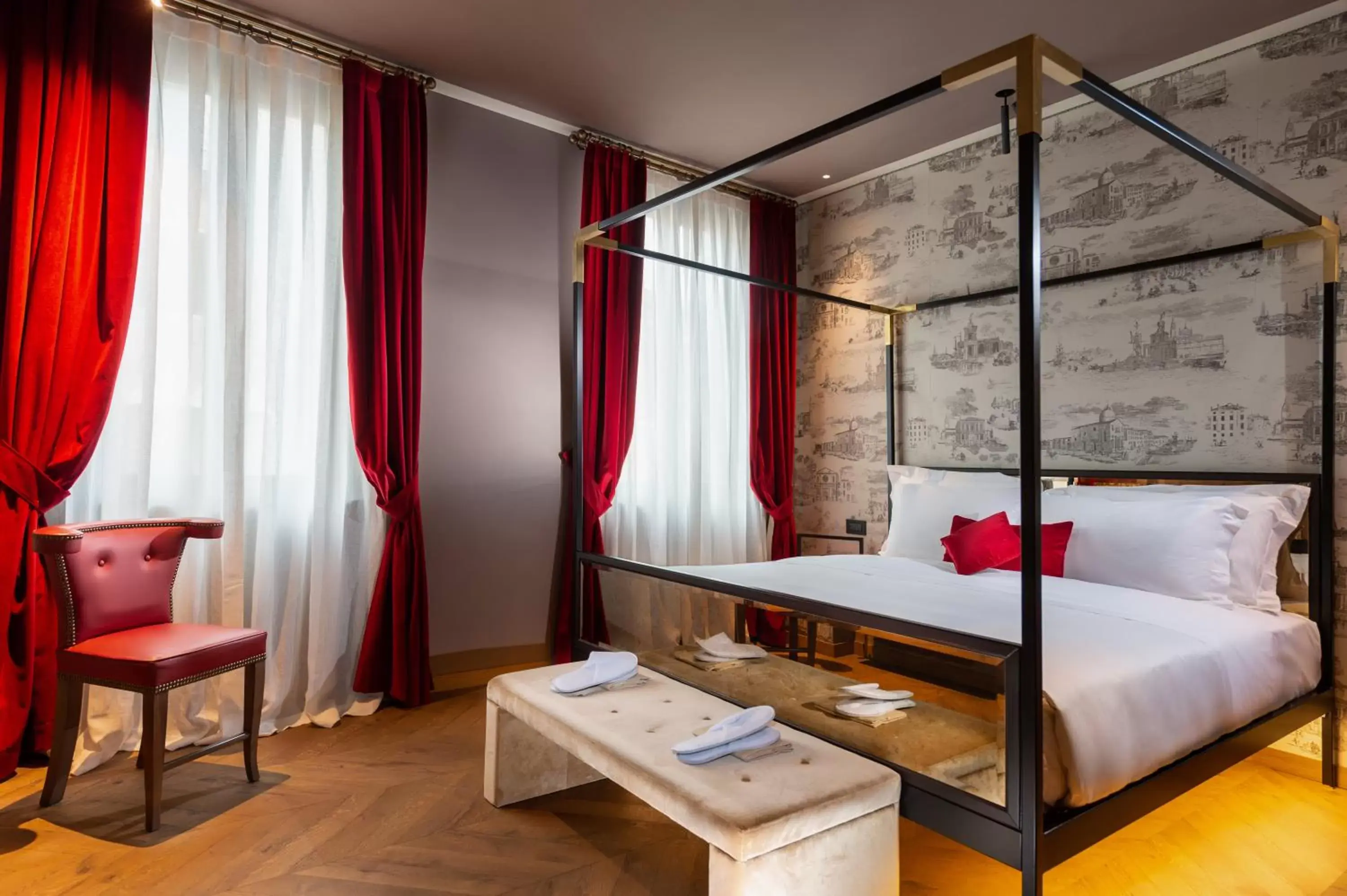 Suite with River View in Madama Garden Retreat Suite with River View in Madama Garden Retreat