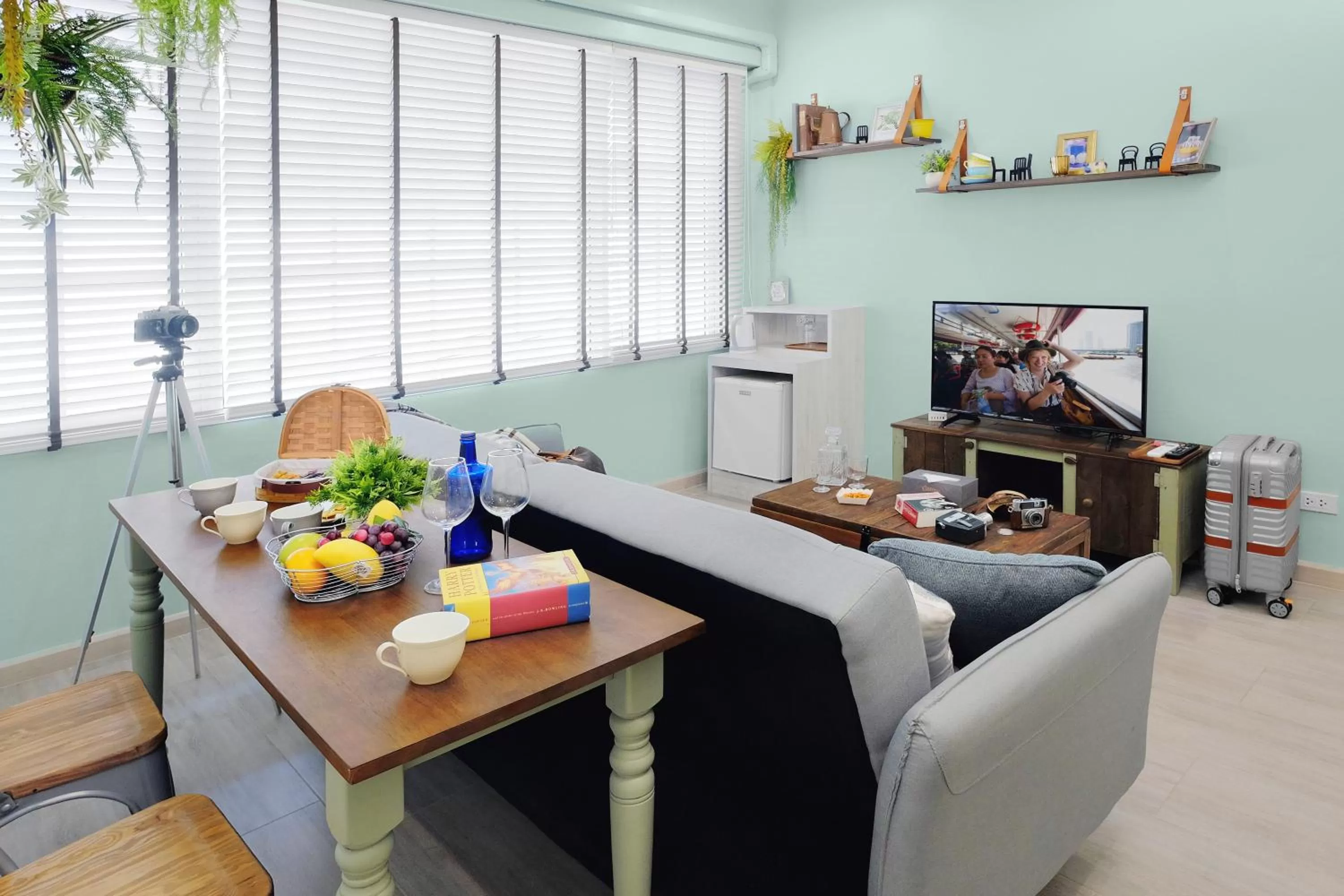 TV and multimedia in Hide and Seek Boutique Hometel