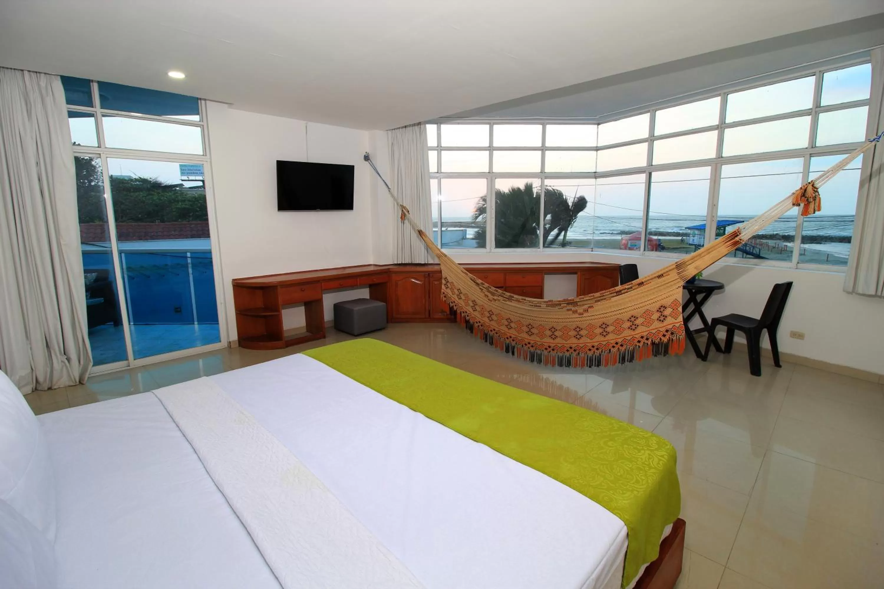 Bed in Hotel Abi Inn By GEH Suites