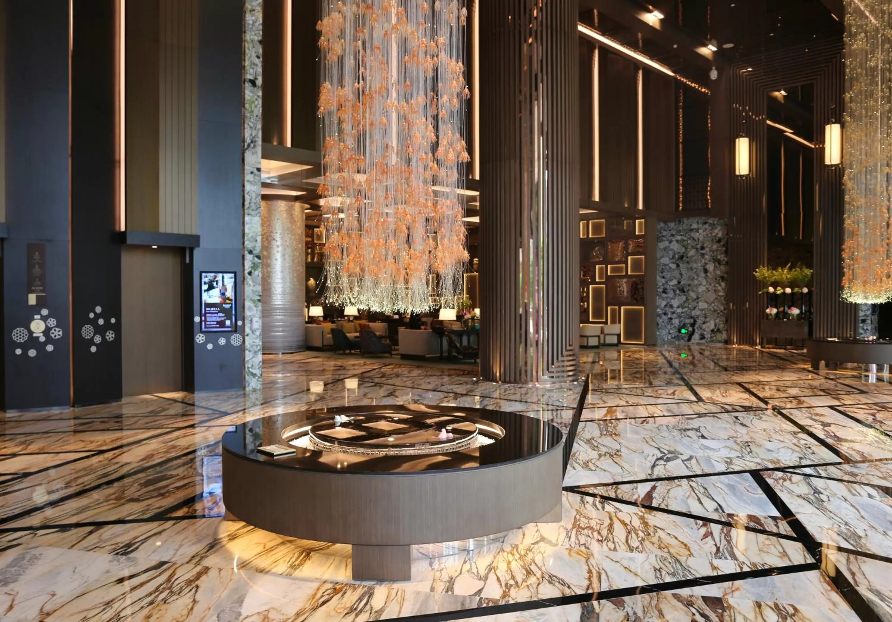 Lobby or reception in Jumeirah Guangzhou