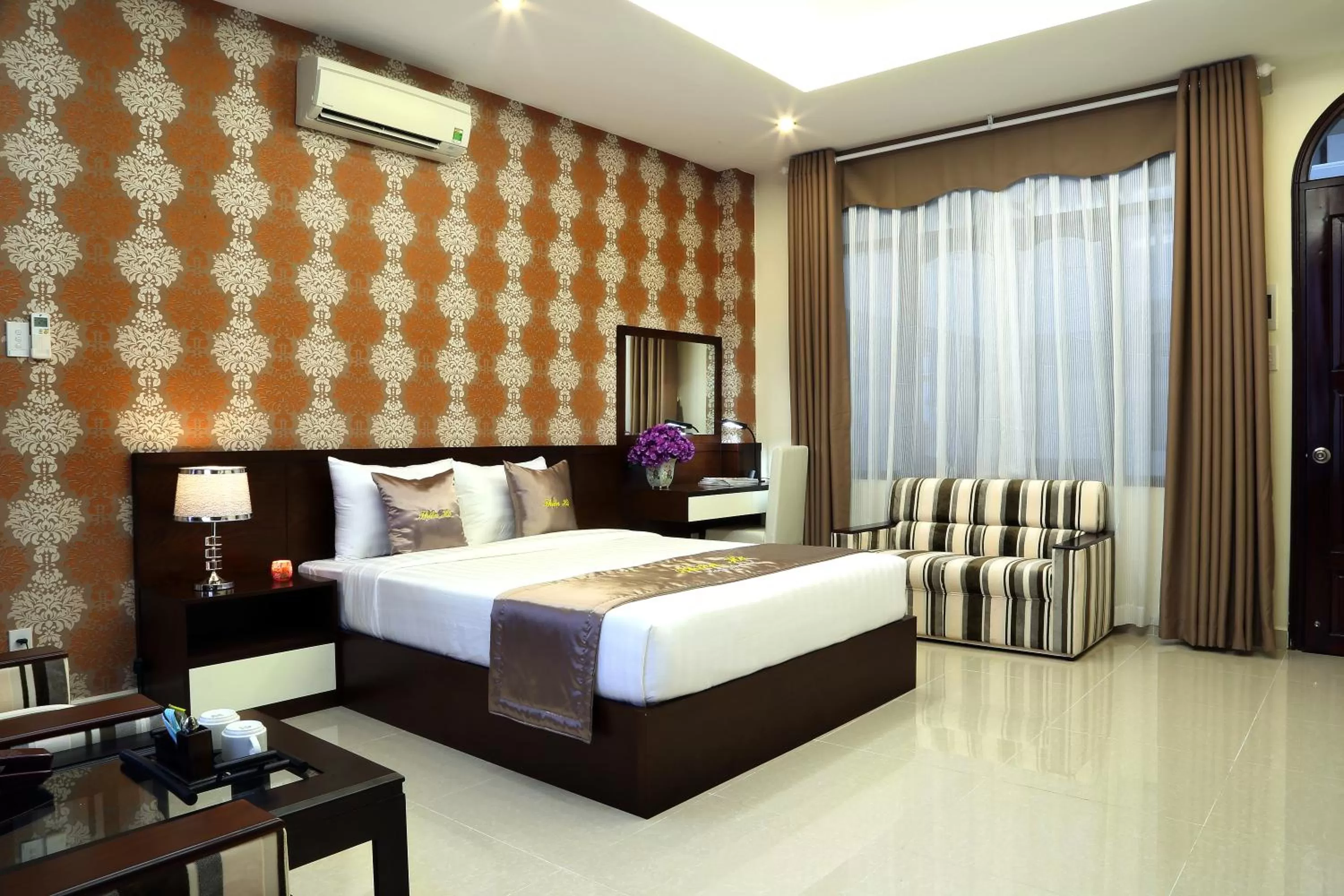 Bedroom, Bed in Thien Ha Hotel & Apartment