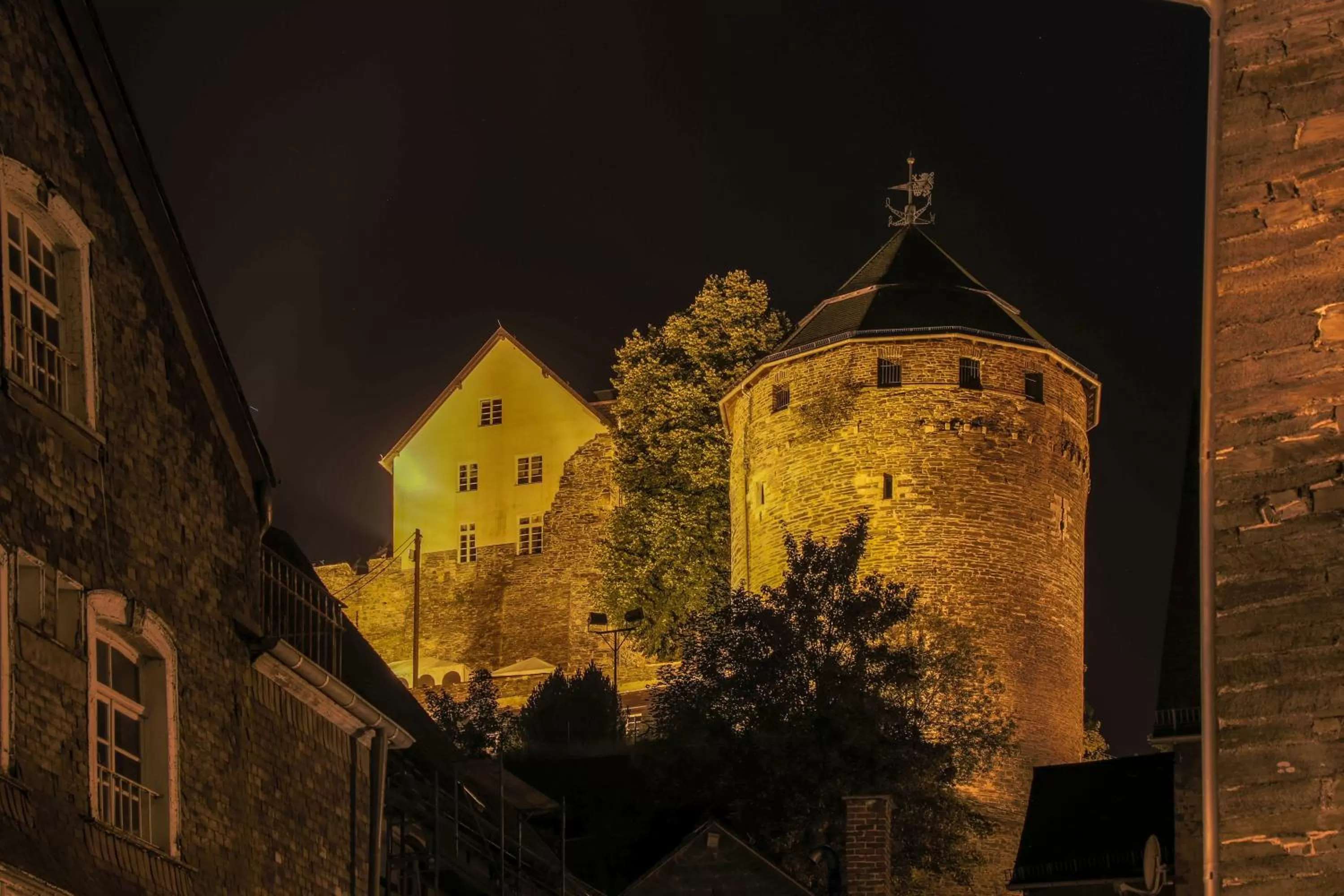 Night in Horchem Hotel-Restaurant-Café-Bar