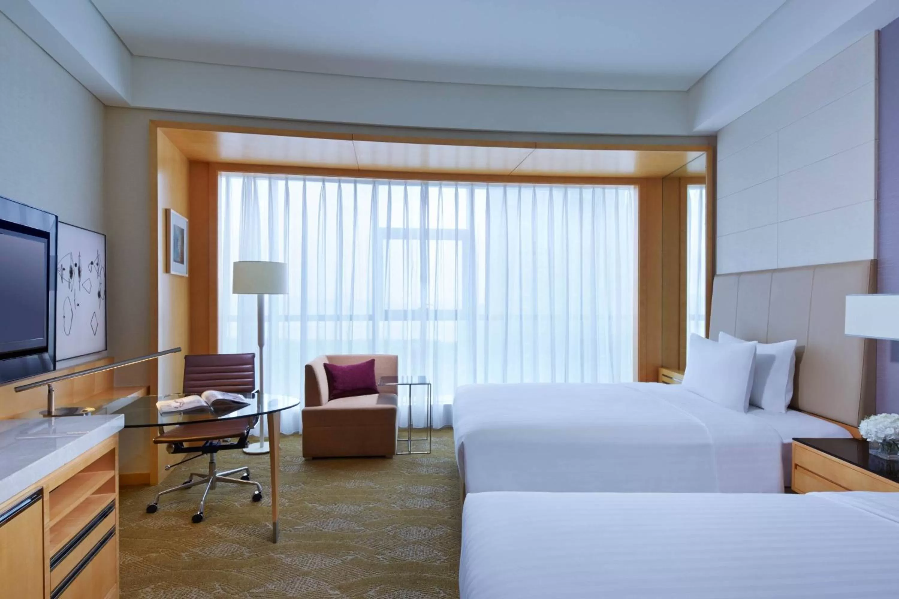 Photo of the whole room, Bed in Courtyard by Marriott Hangzhou Qianjiang