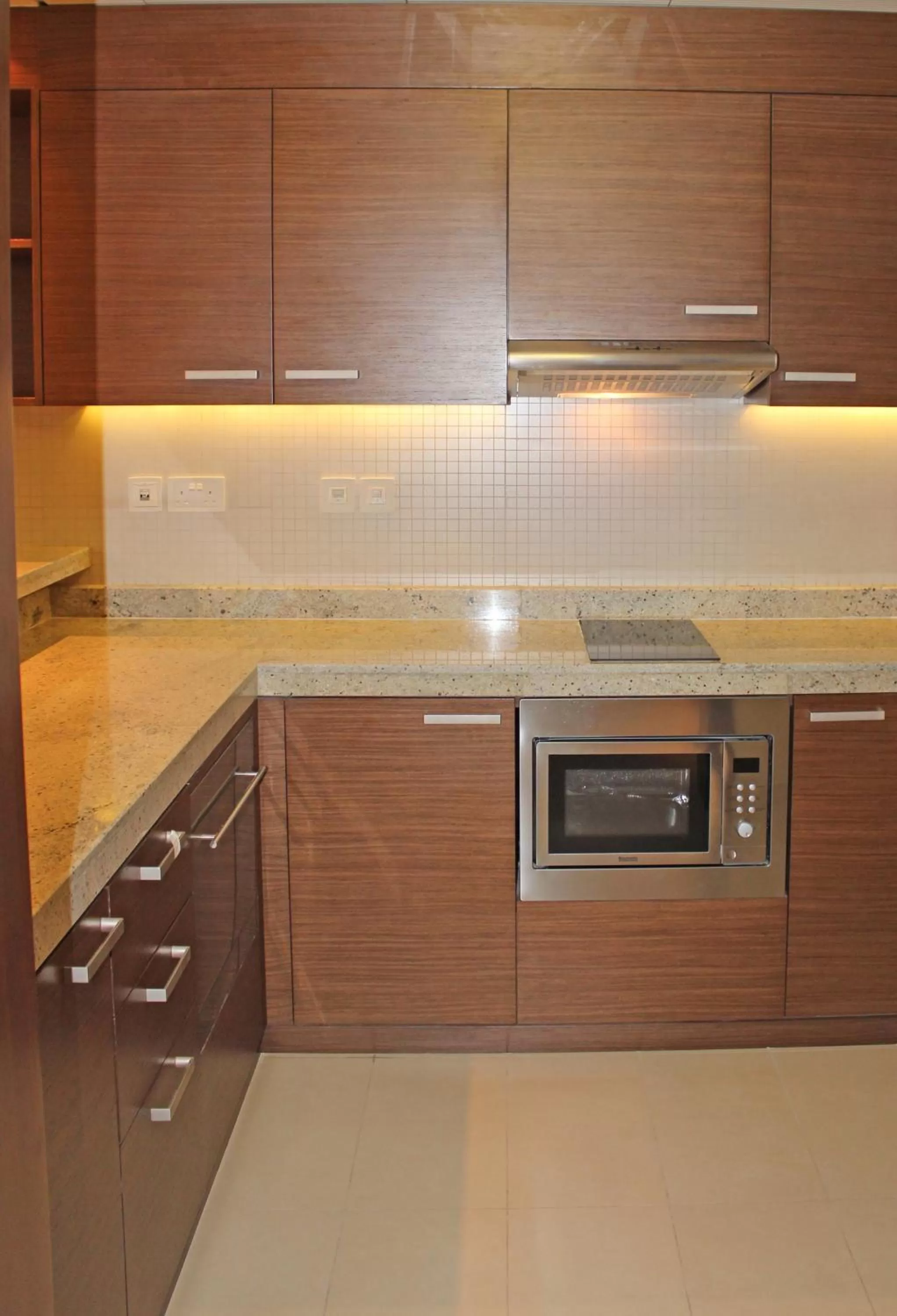 Kitchen or kitchenette, Kitchen/Kitchenette in Hyatt Place Dubai Al Rigga Residences