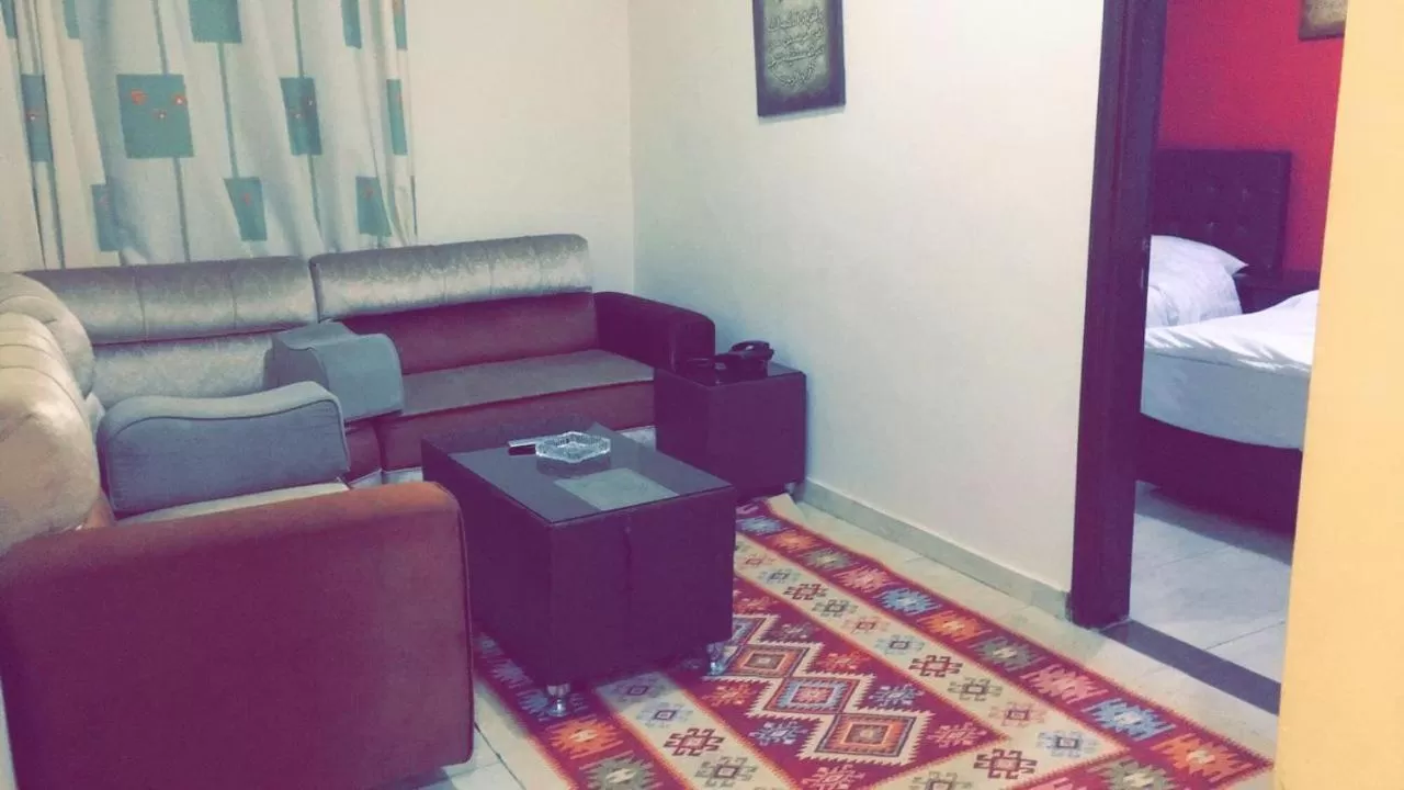 Seating Area in Al Tawheed Hotel Apartments