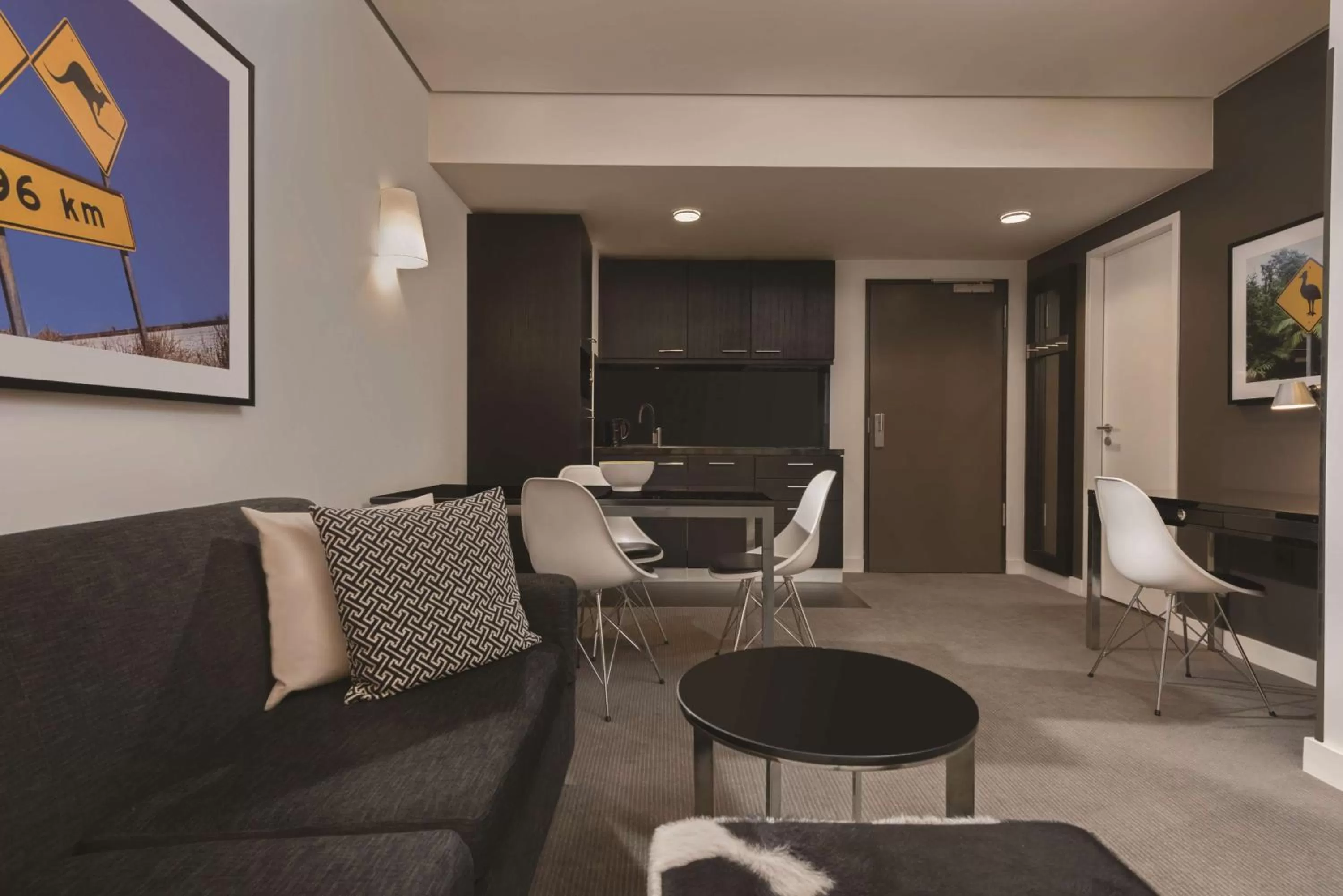 Bedroom in Adina Apartment Hotel Berlin Hackescher Markt