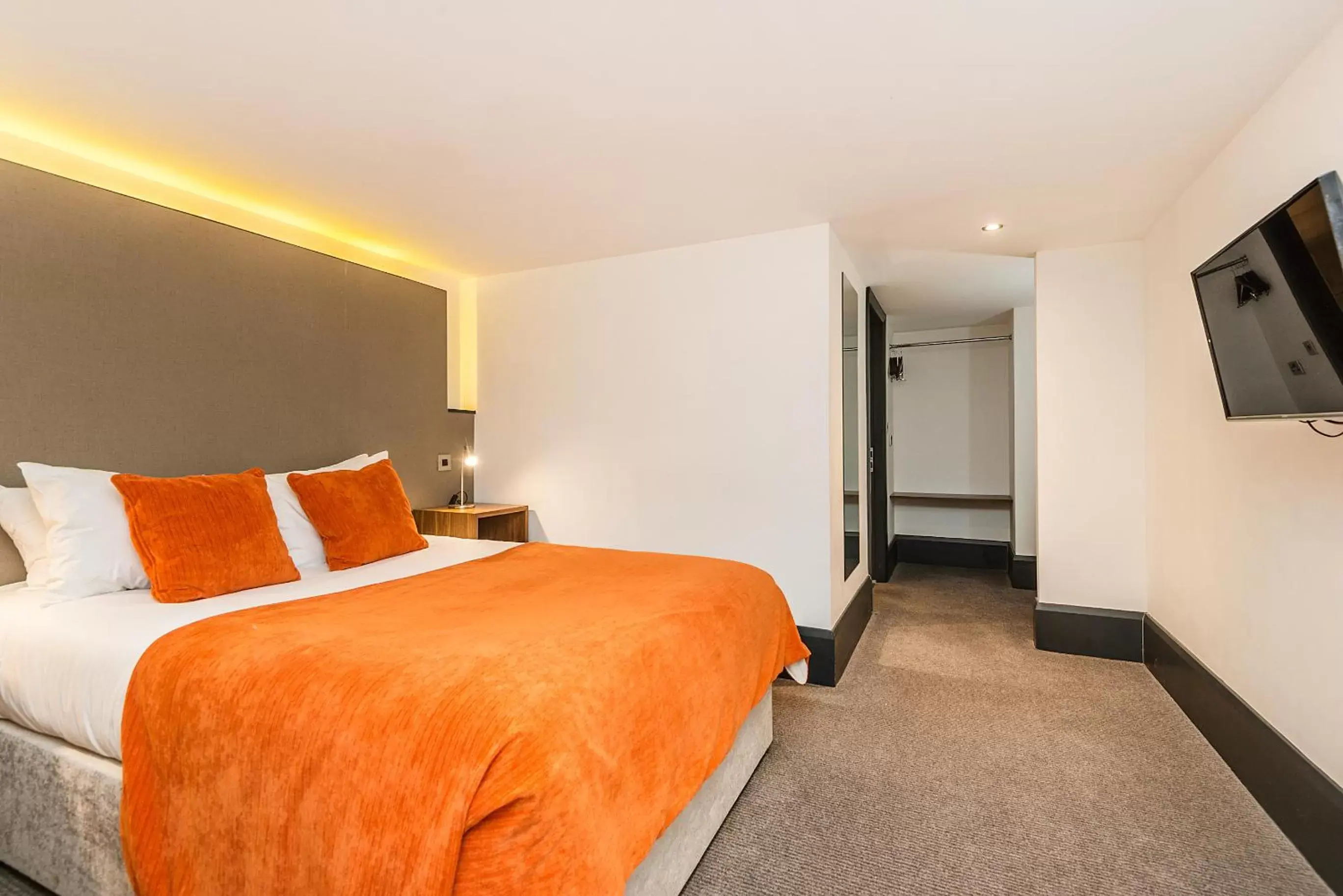 Large Double Room - Mezzanine Room in The Ainscow Hotel, BW Premier Collection Large Double Room - Mezzanine Room in The Ainscow Hotel, BW Premier Collection