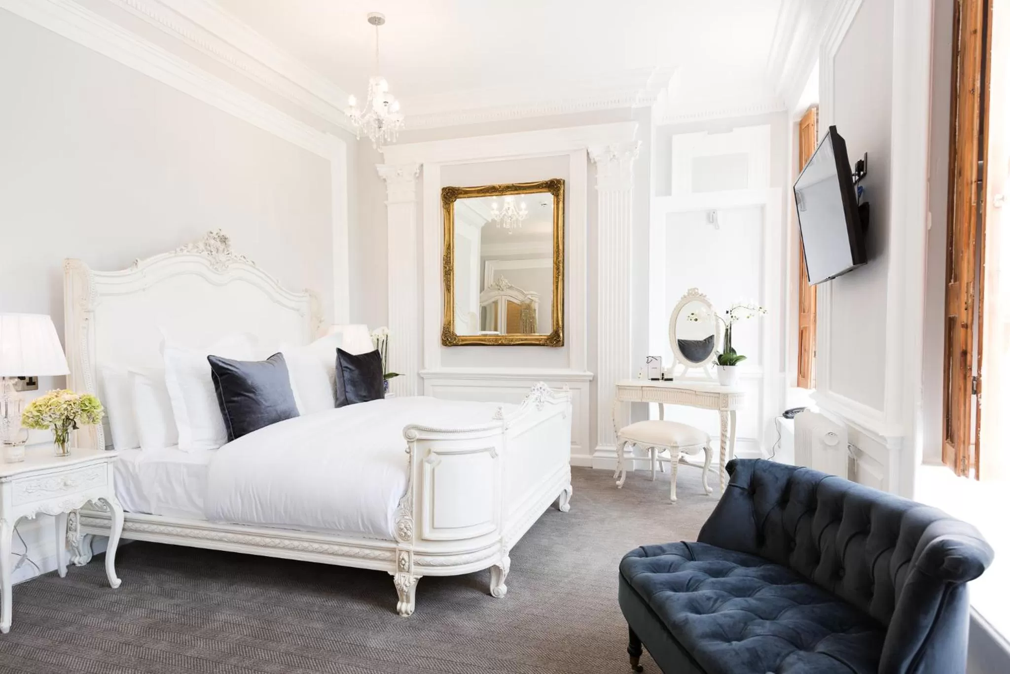 Photo of the whole room, Bed in Beamish Hall Hotel, BW Premier Collection