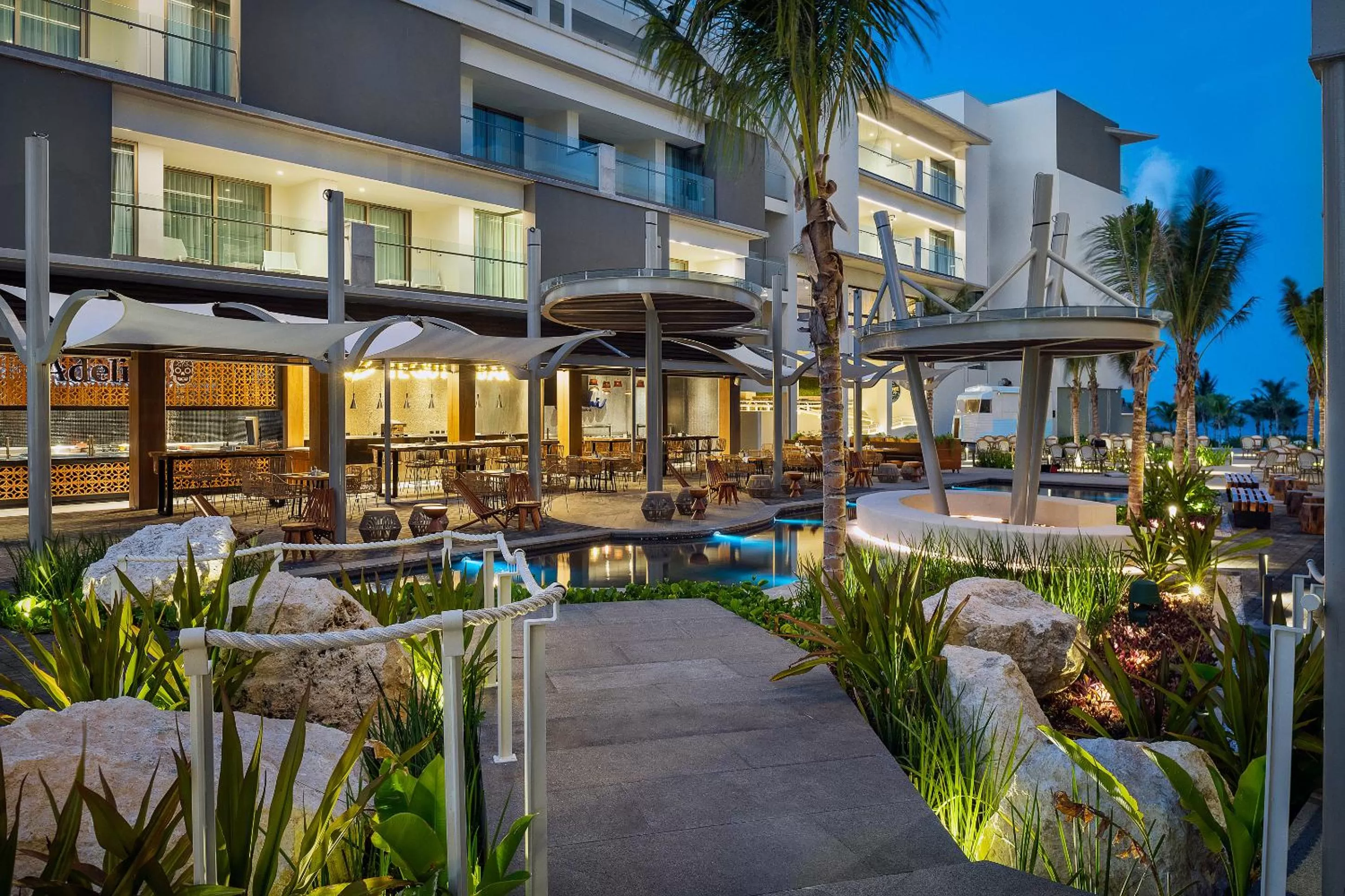 Area and facilities in Catalonia Grand Costa Mujeres All Suites & Spa - All Inclusive