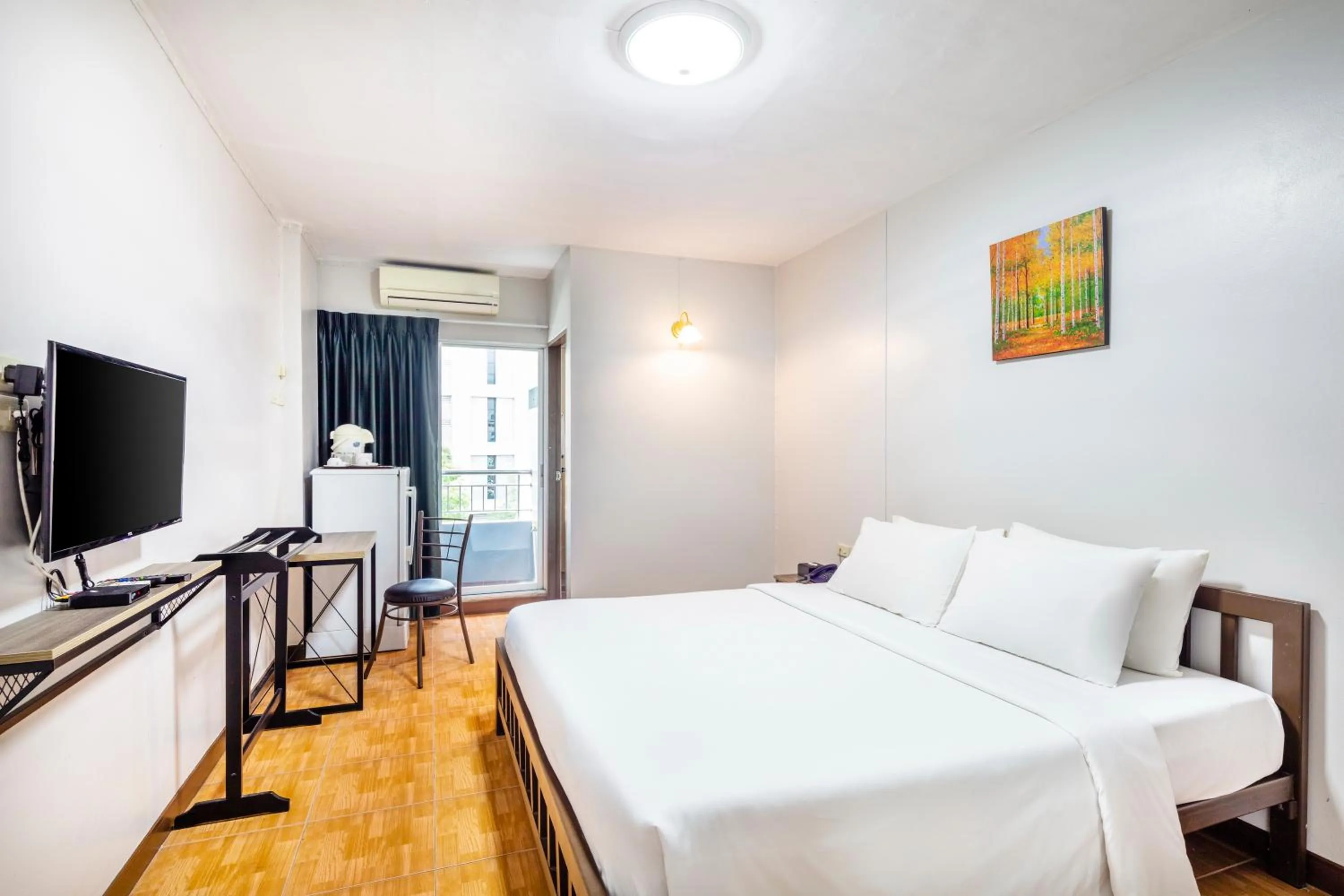 Bed in Livotel Express Hotel Bang Kruai Nonthaburi - No Parking