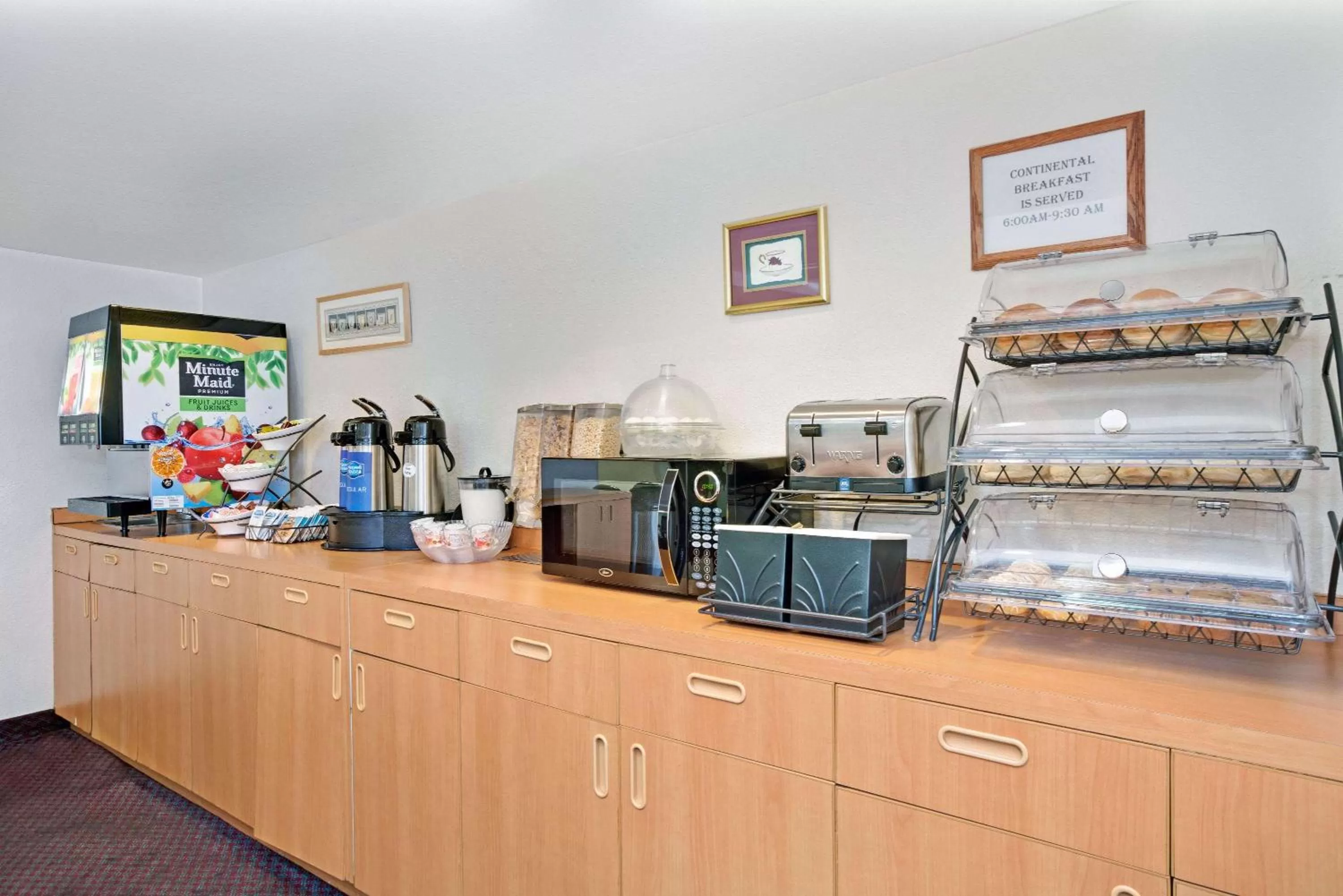 Restaurant/places to eat in Microtel Inn & Suites, Morgan Hill