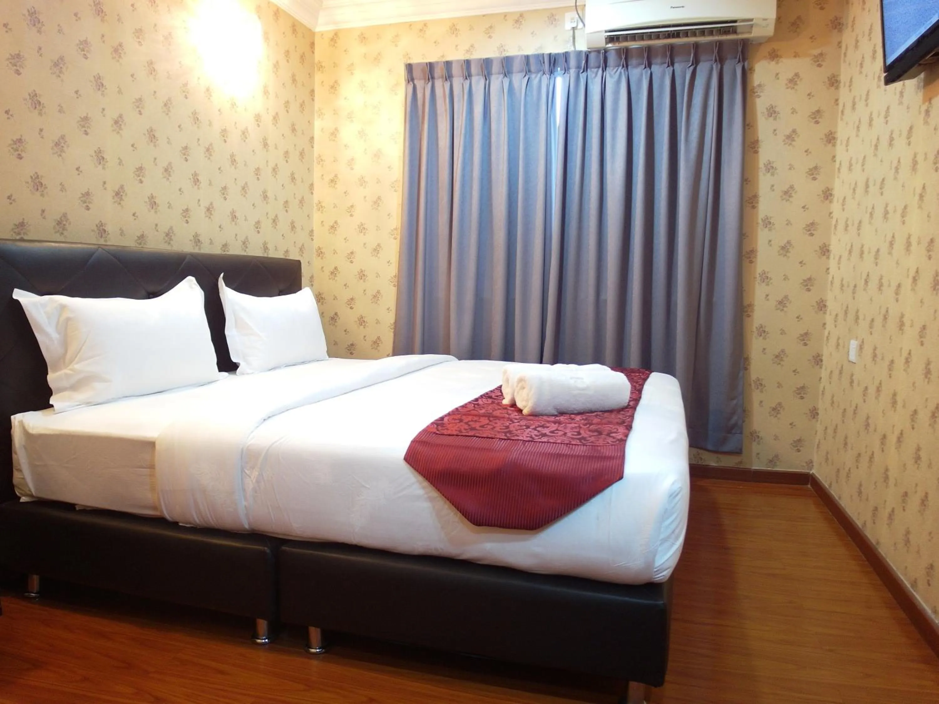 Standard Double Room in Classic Kinabalu Hotel